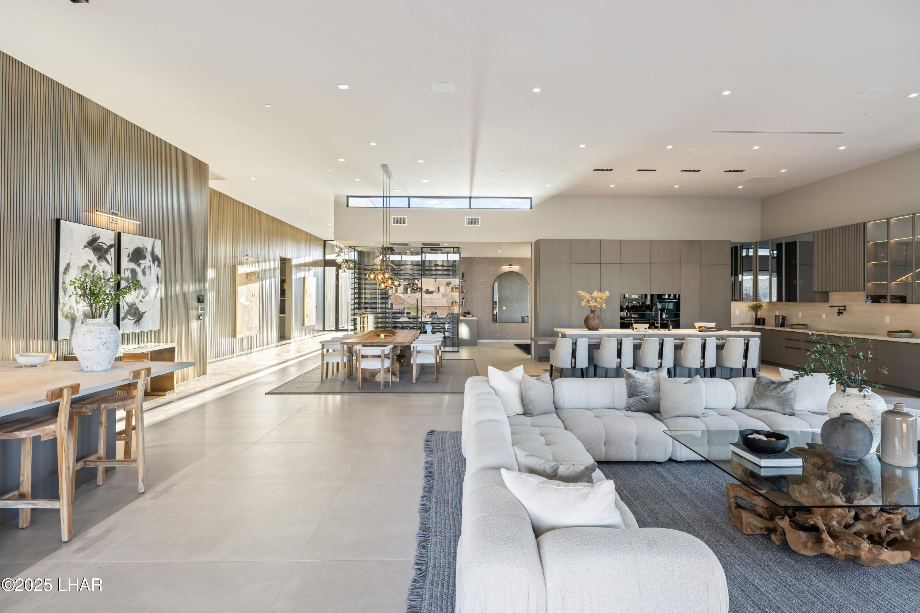 2437 Wren Cove Way