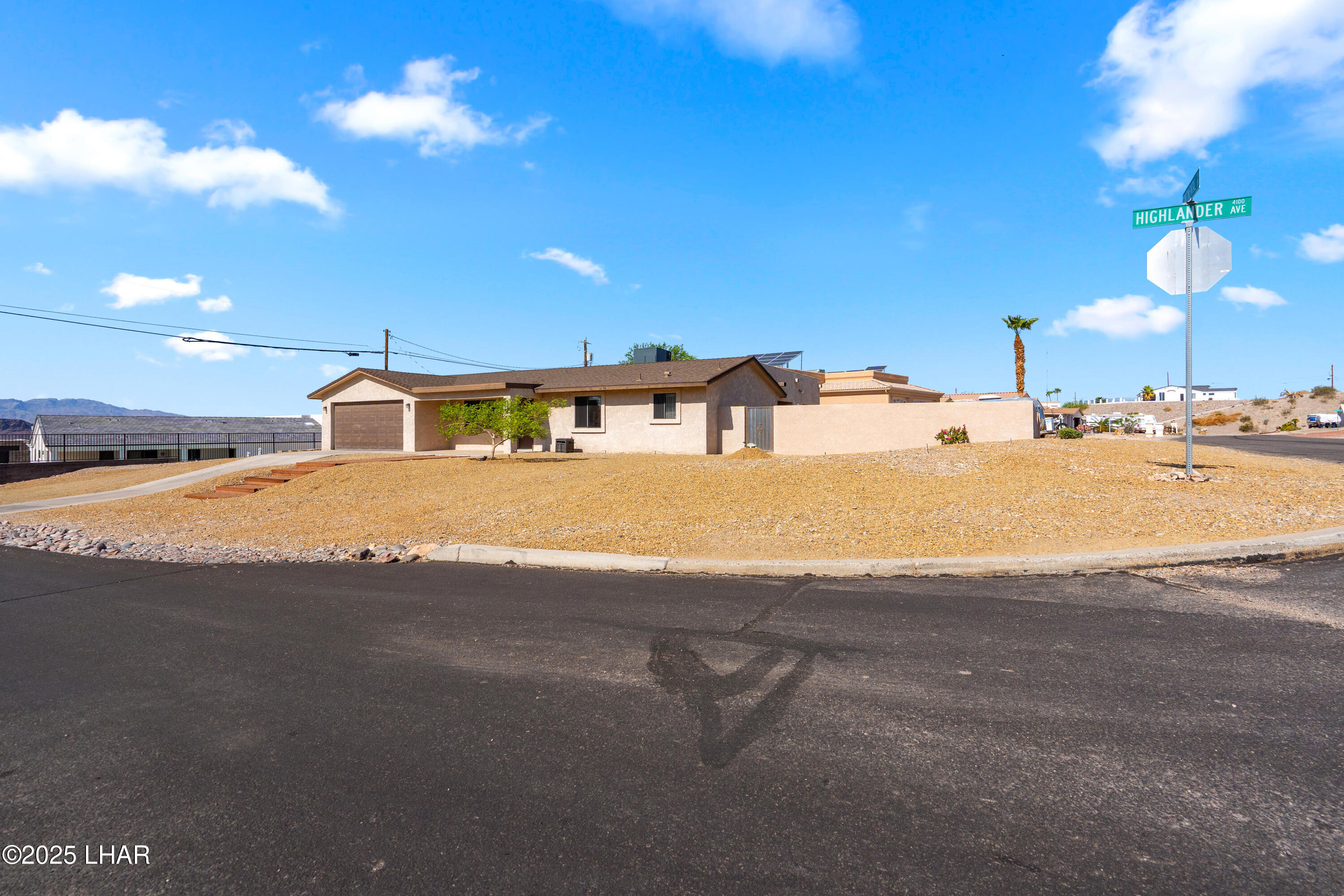 4199 Highlander Ave