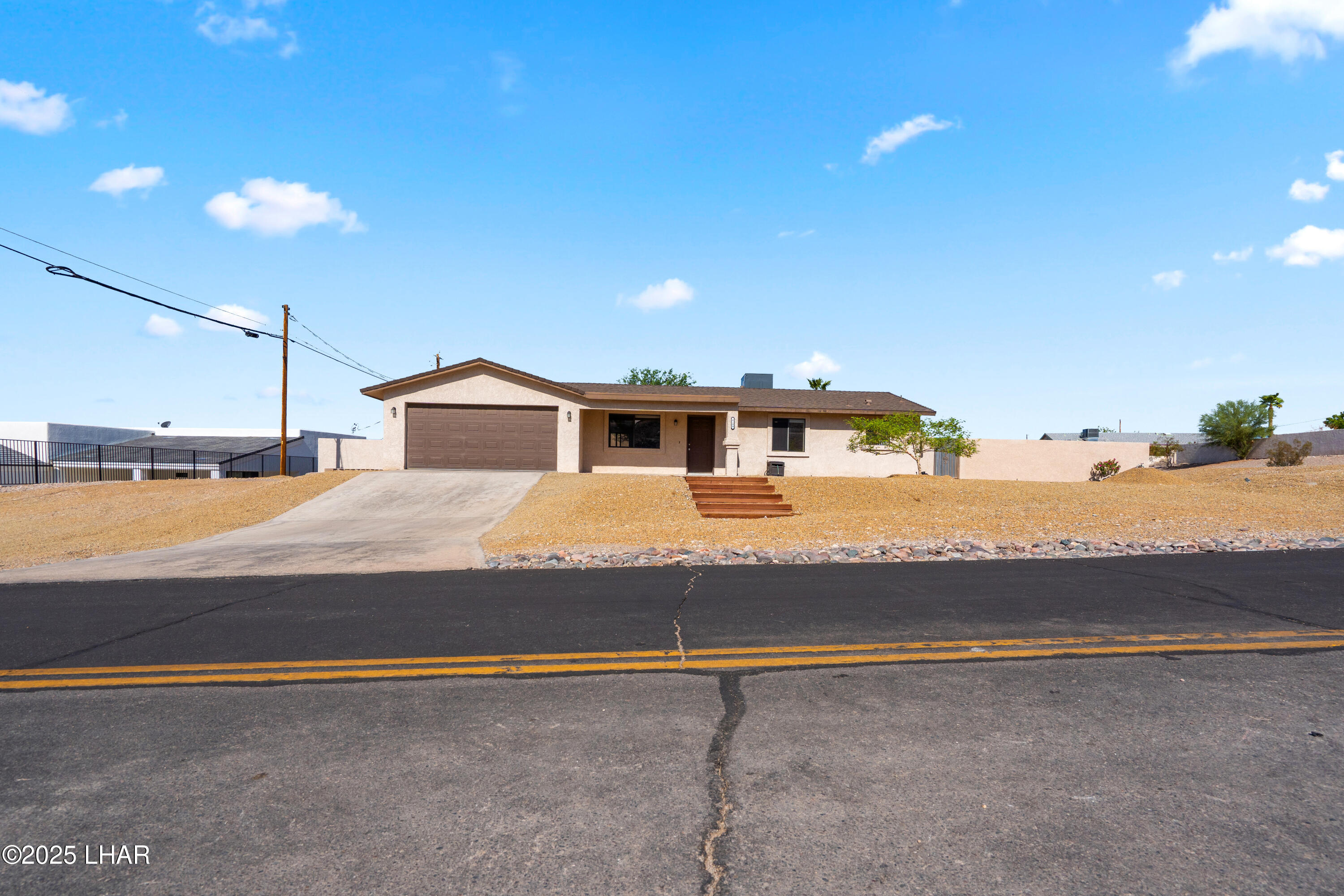 4199 Highlander Ave