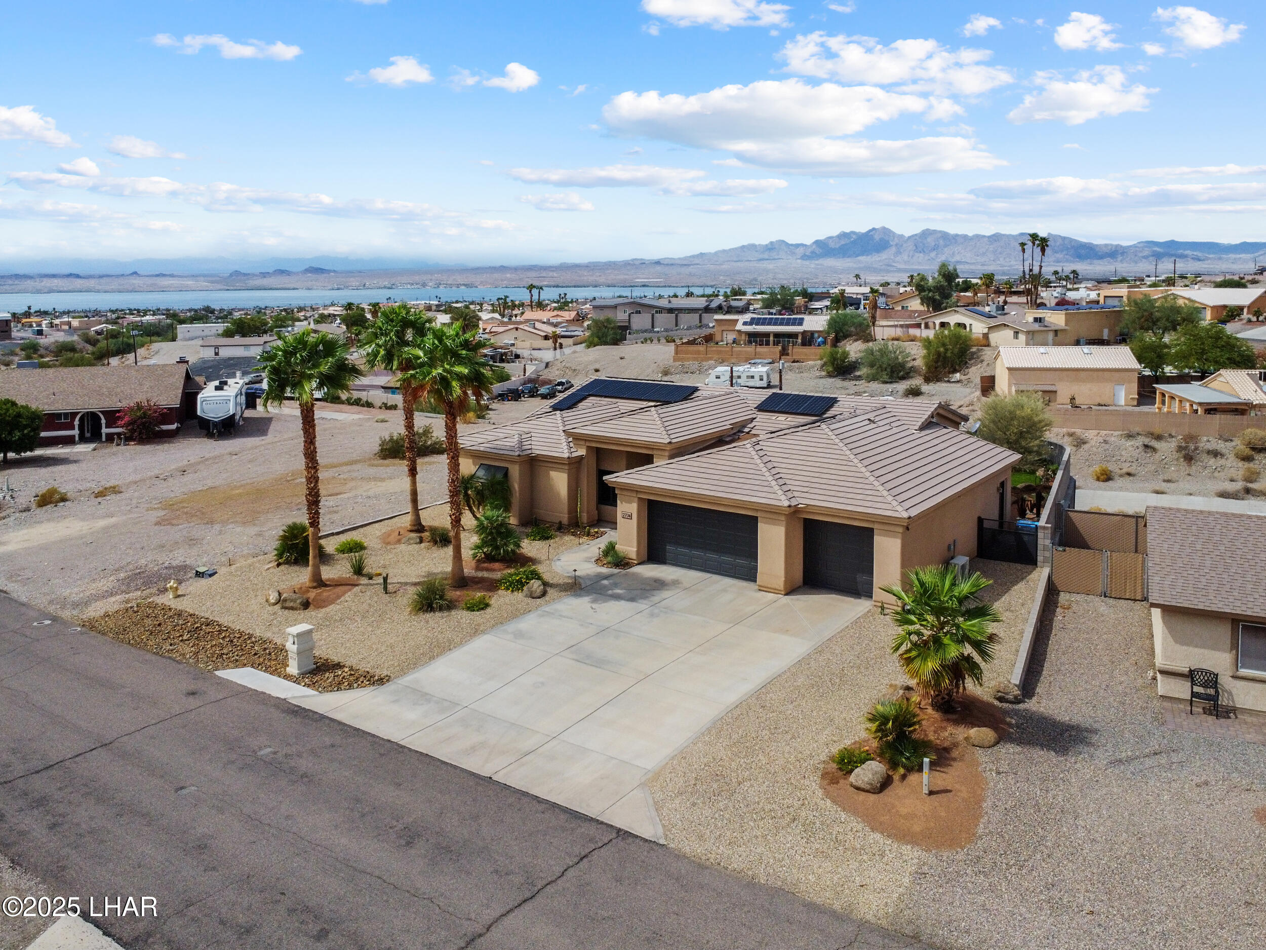 2774 Hidden Valley Dr