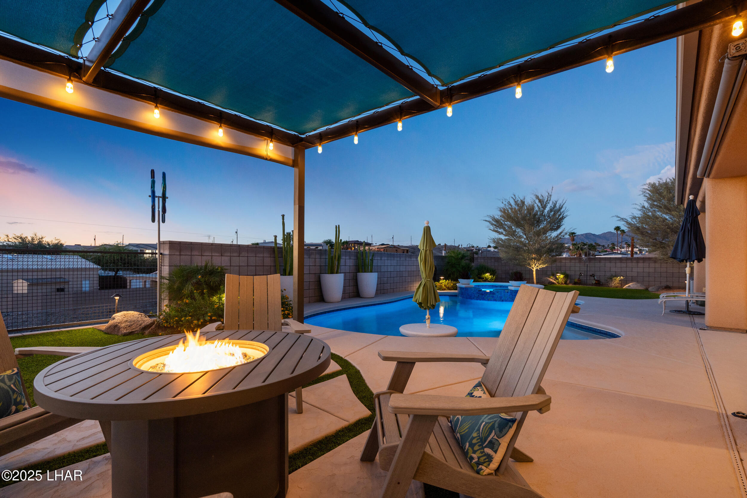 2774 Hidden Valley Dr