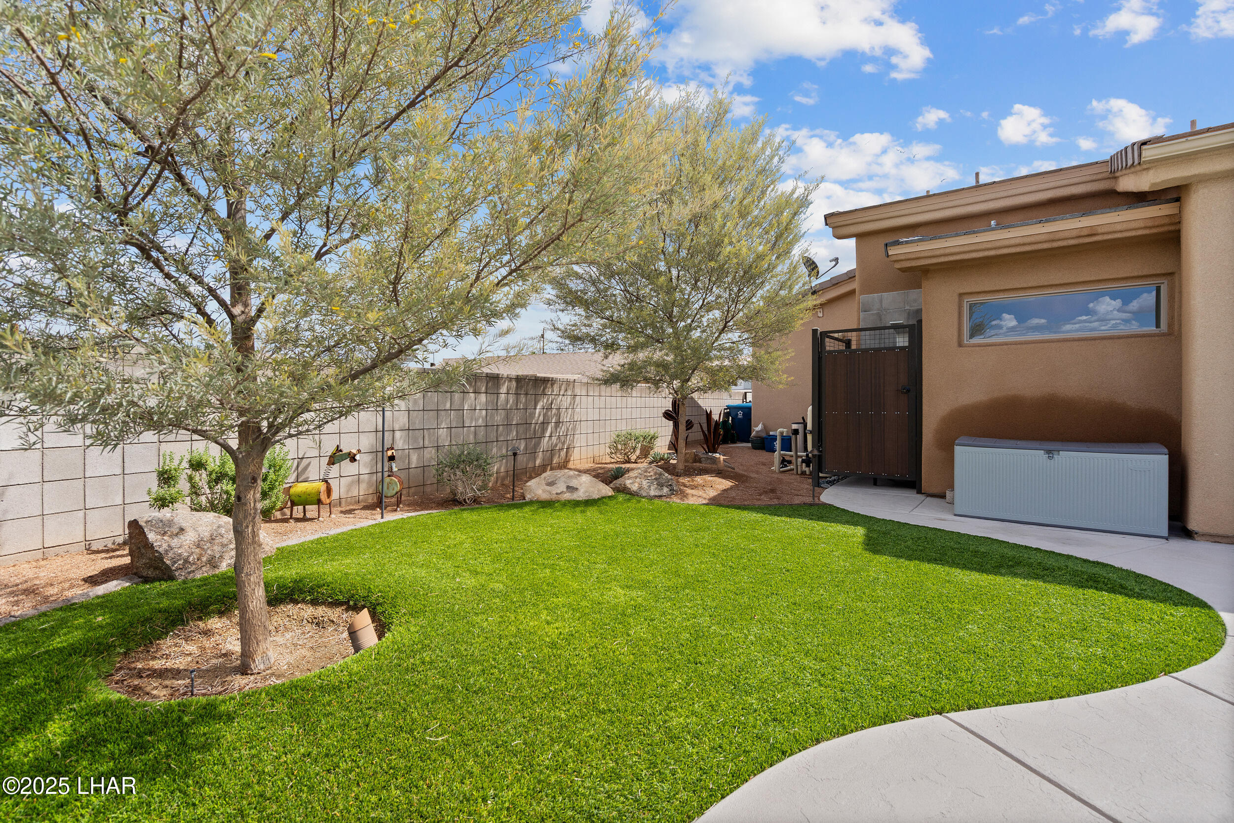 2774 Hidden Valley Dr
