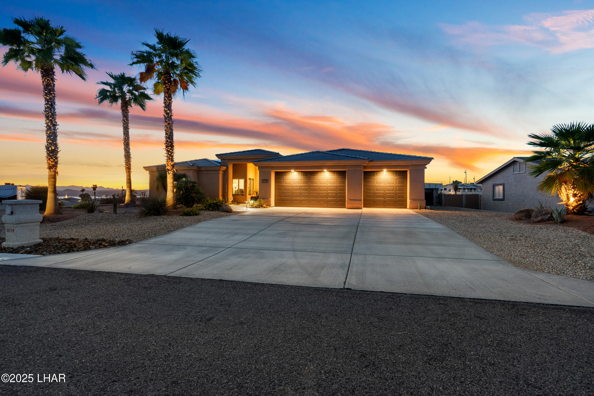 2774 Hidden Valley Dr