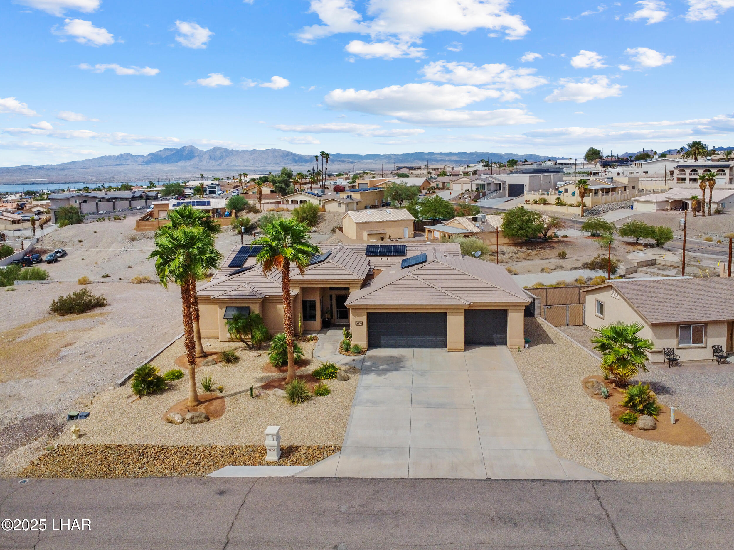 2774 Hidden Valley Dr