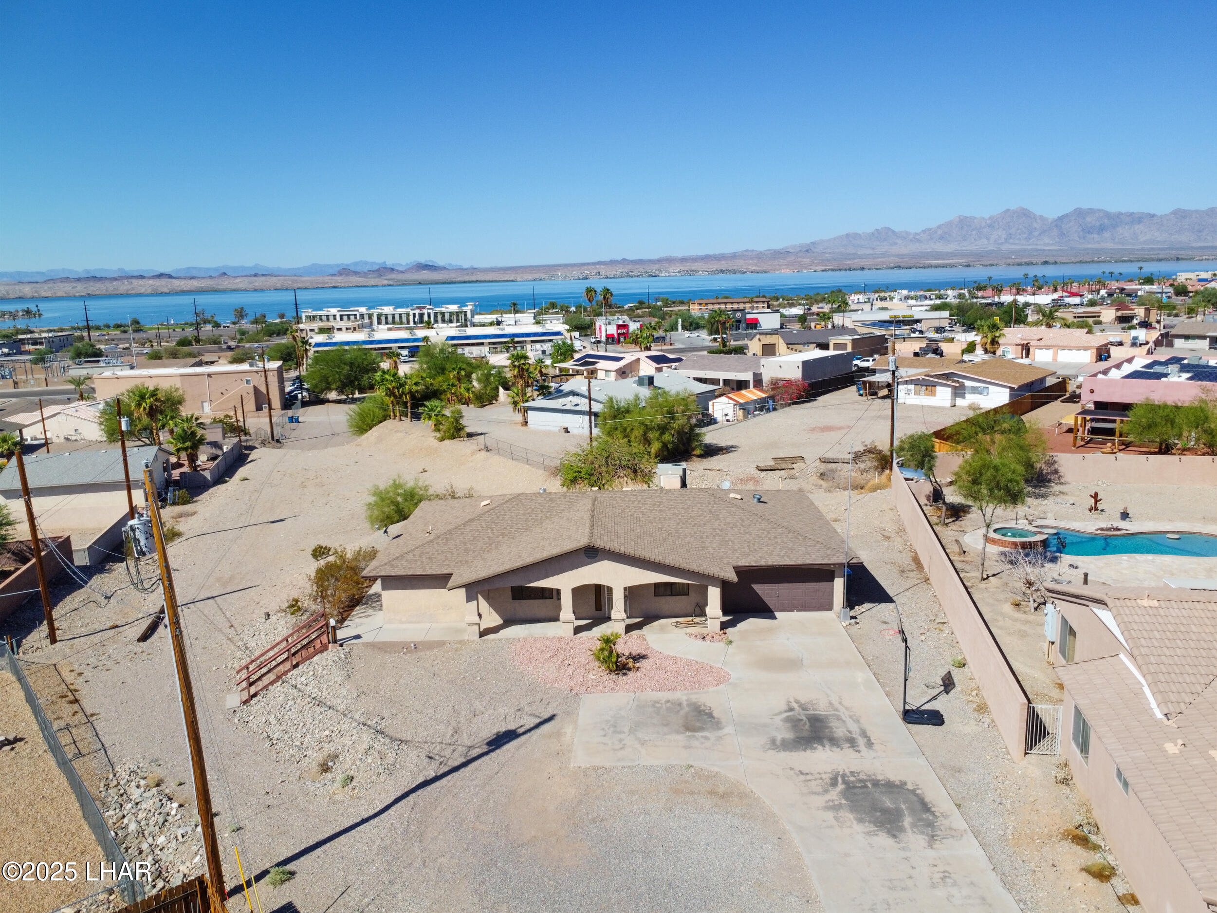 1649 Emerald Dr