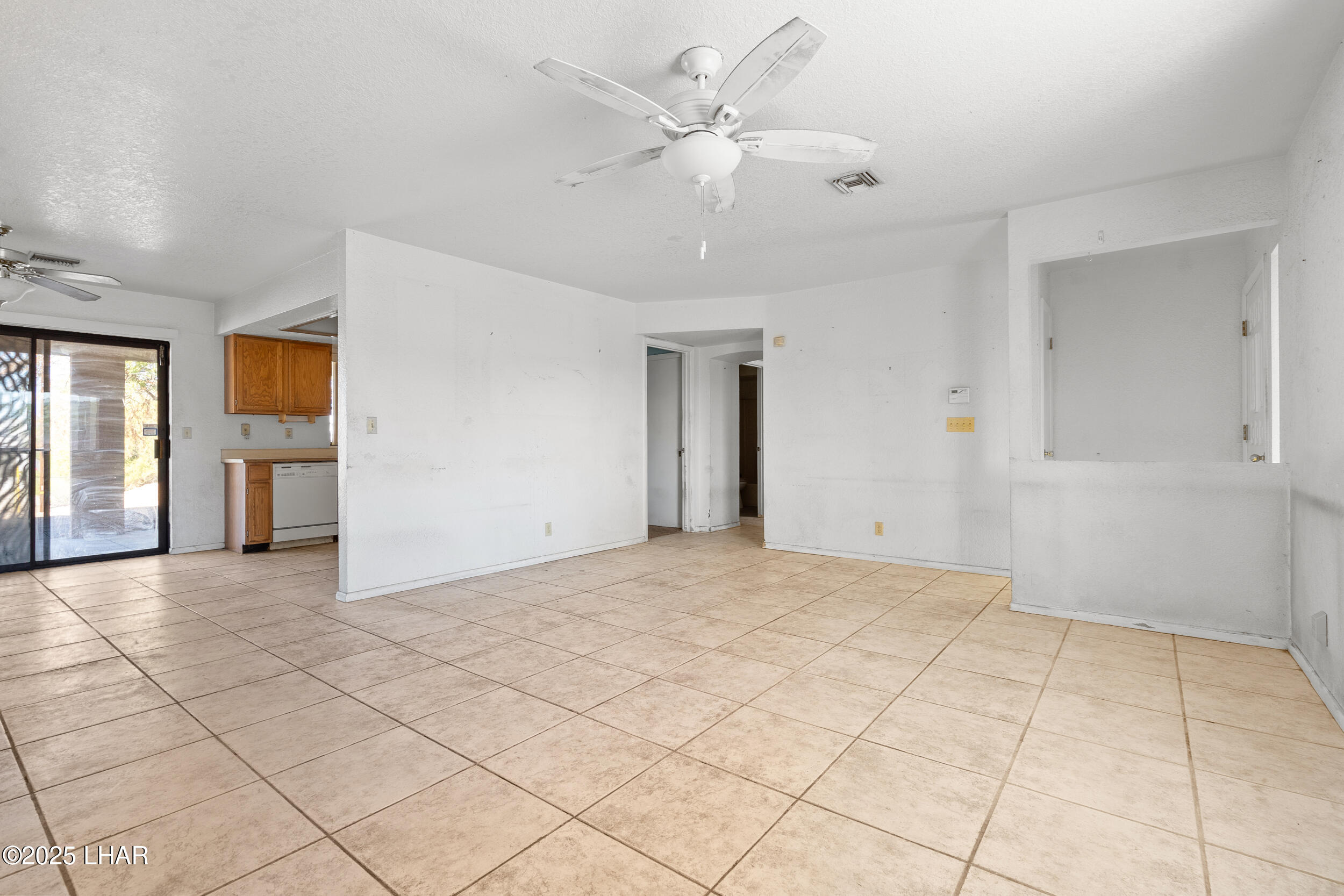 1649 Emerald Dr