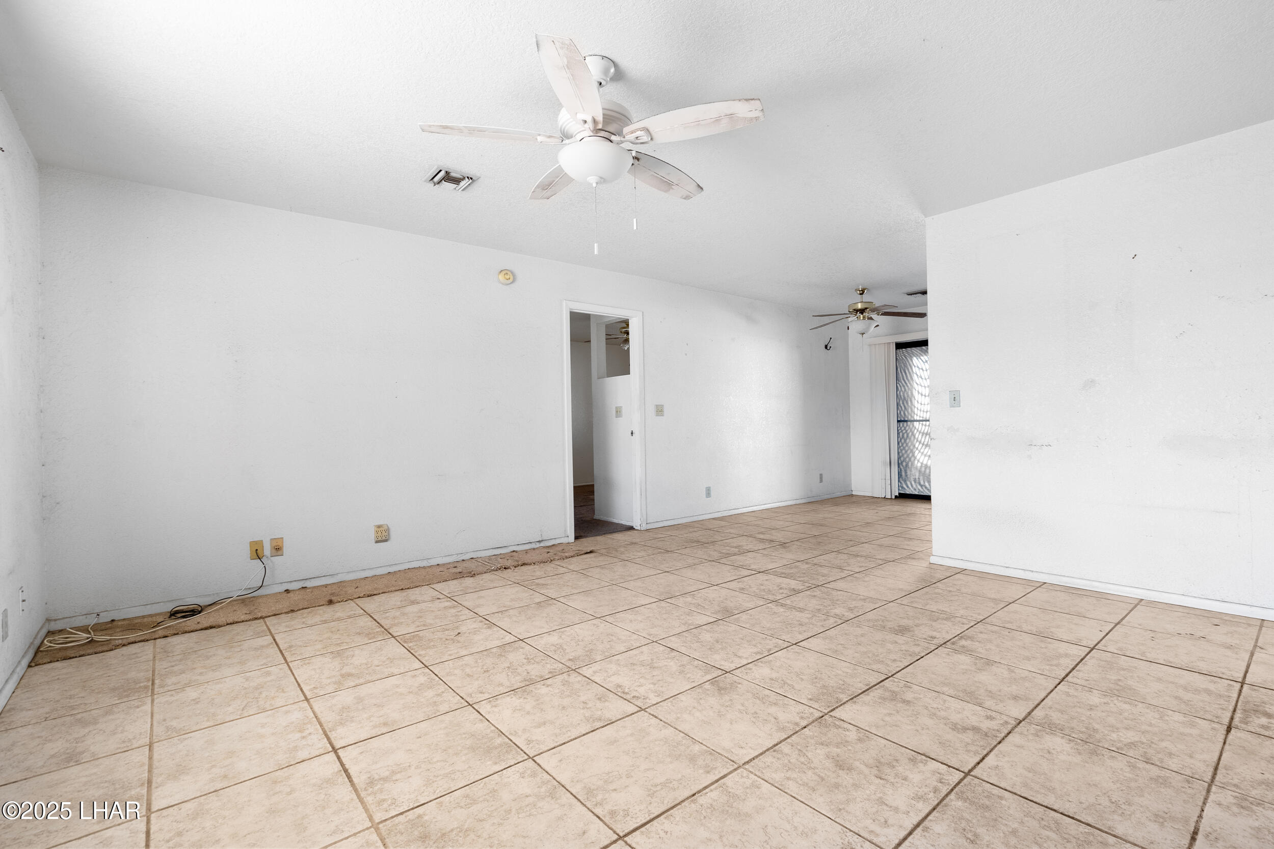 1649 Emerald Dr