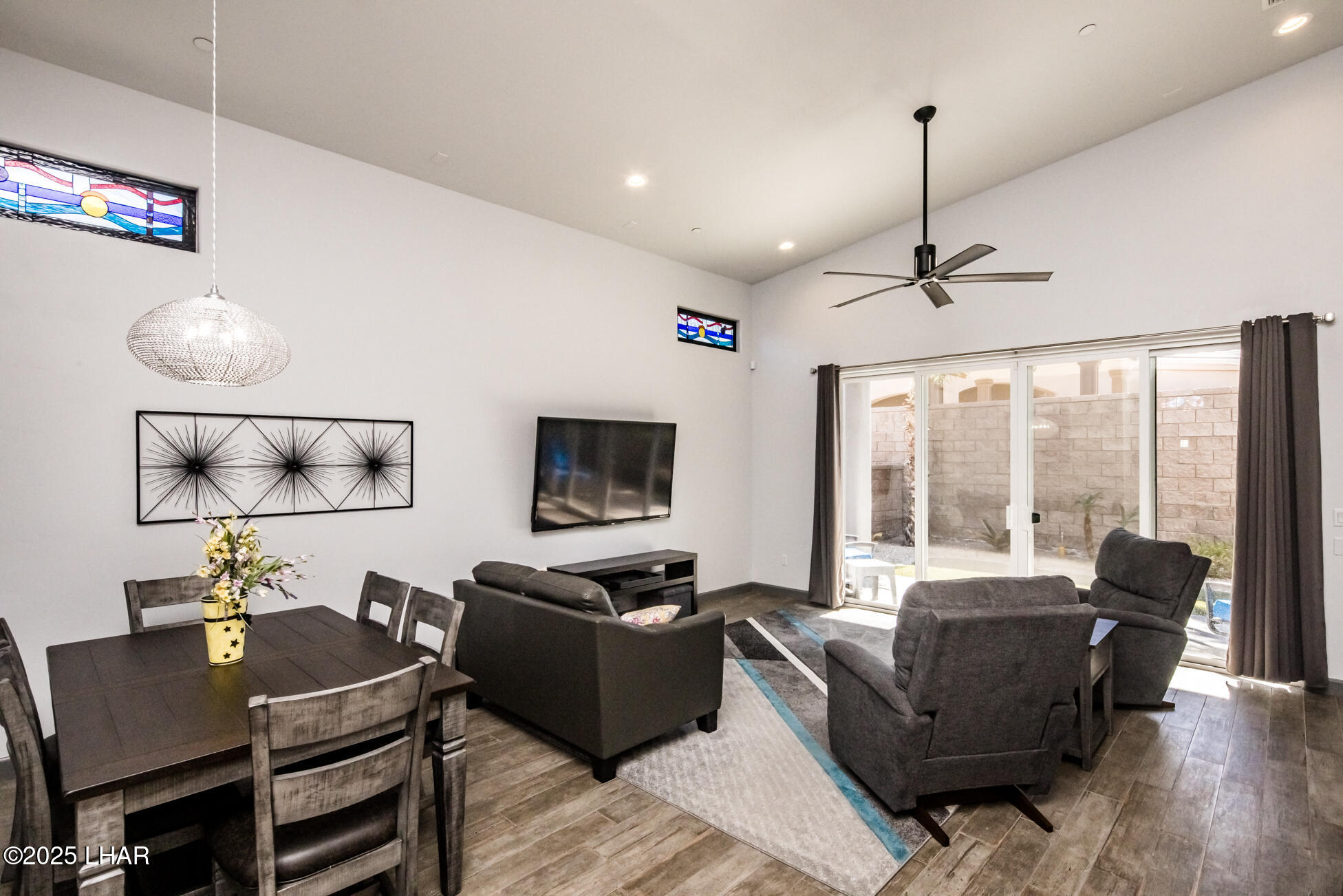 643 Grand Island Dr