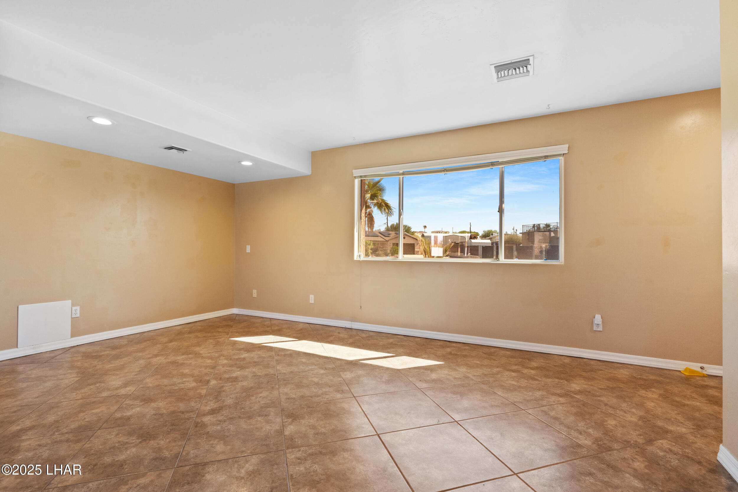1939 Pine Ln