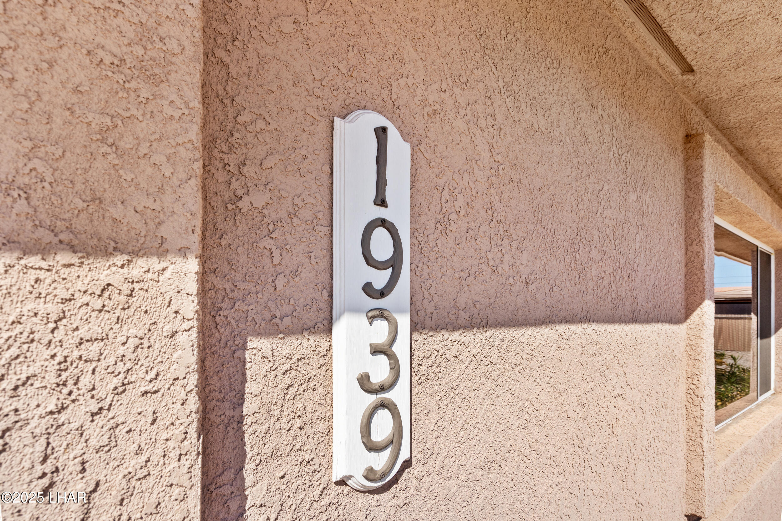 1939 Pine Ln