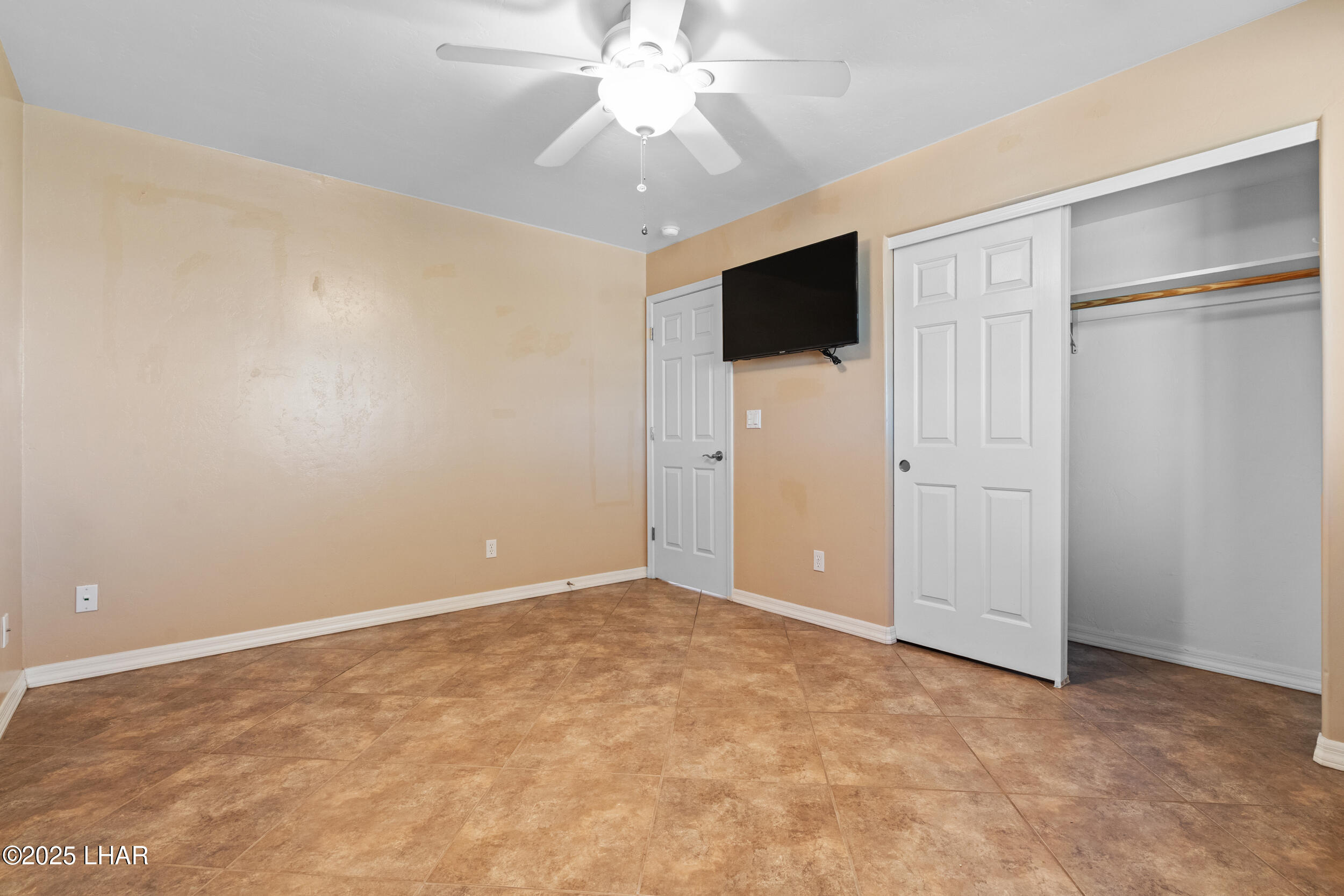 1939 Pine Ln