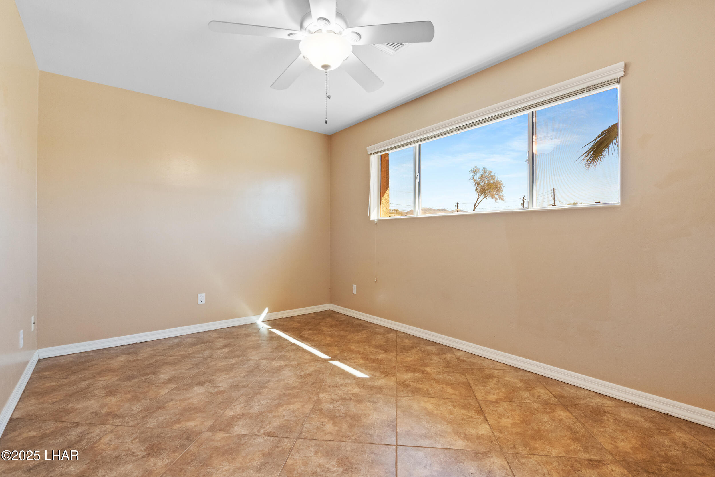 1939 Pine Ln