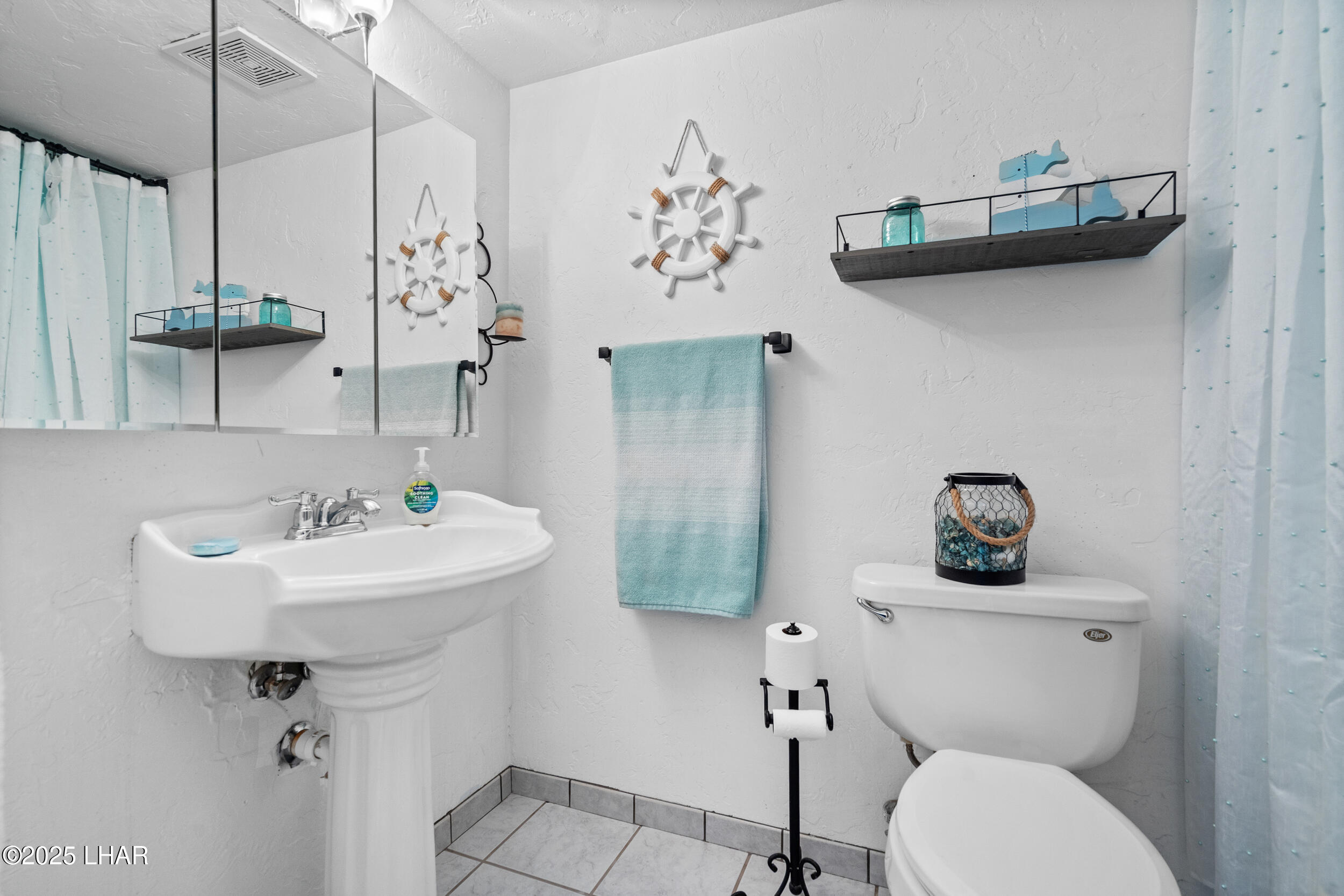 3260 Silverspoon Dr, Lake Havasu City