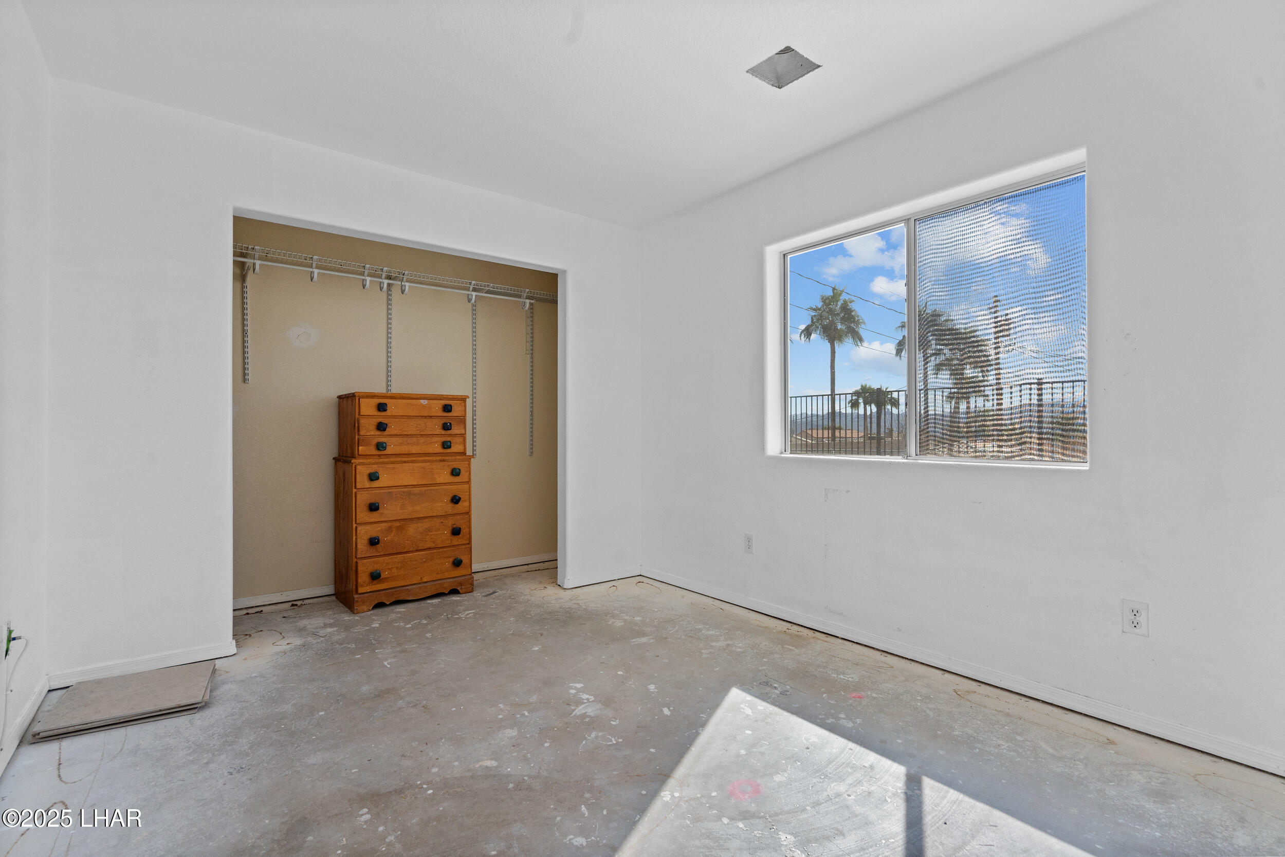 3260 Silverspoon Dr, Lake Havasu City