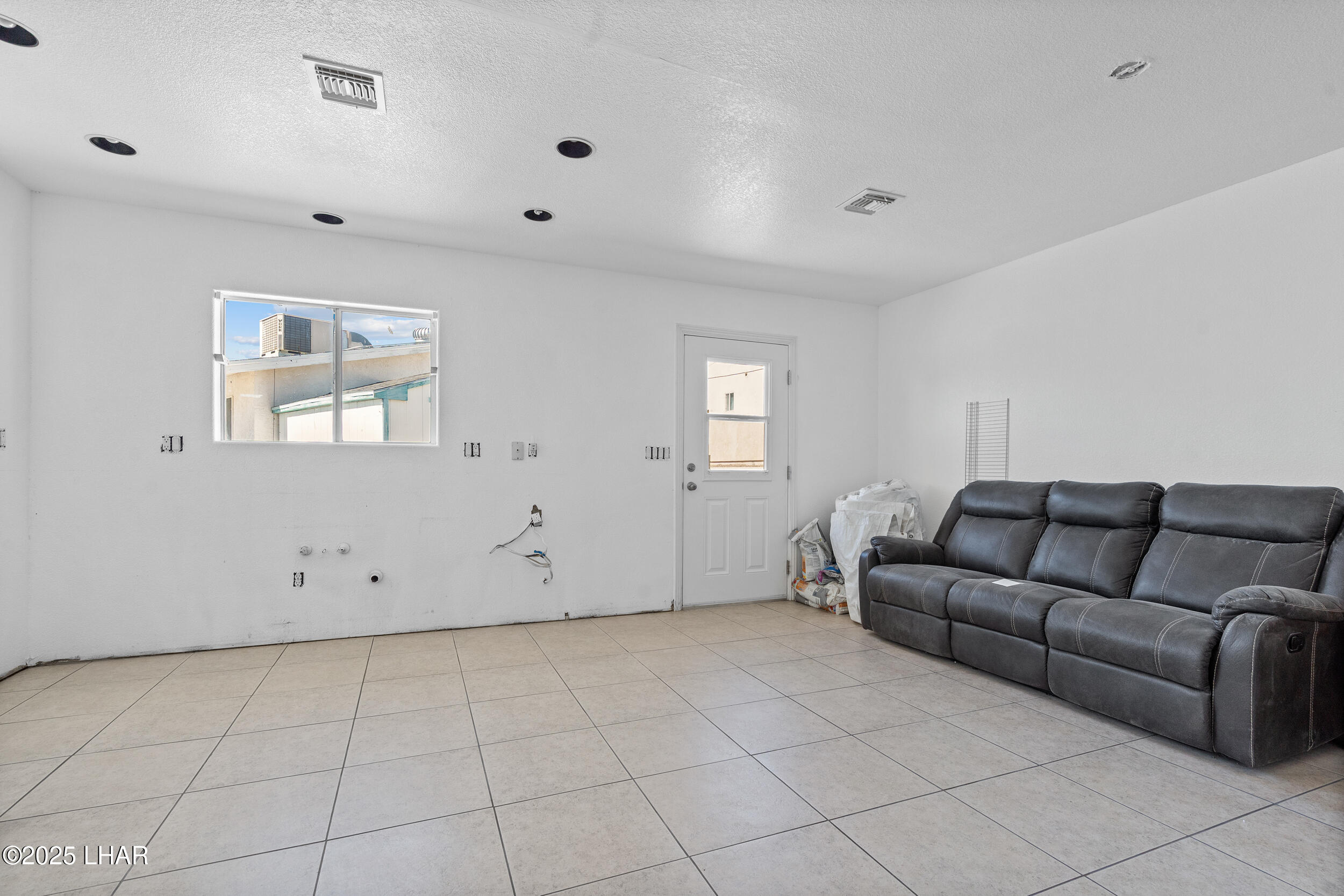 3260 Silverspoon Dr, Lake Havasu City