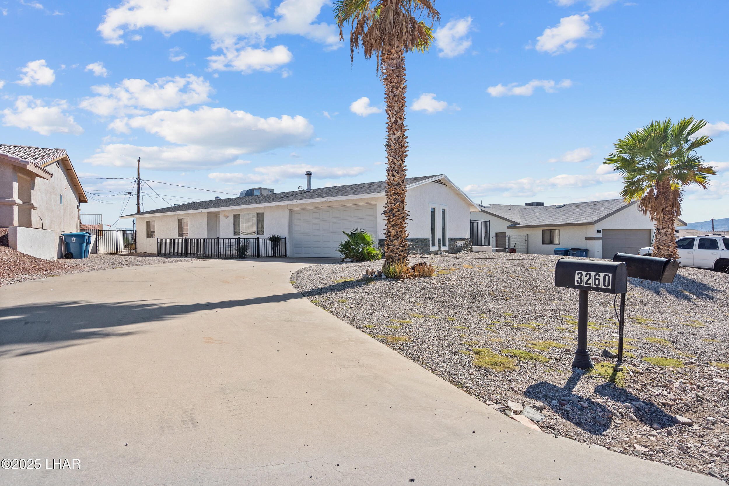 3260 Silverspoon Dr, Lake Havasu City