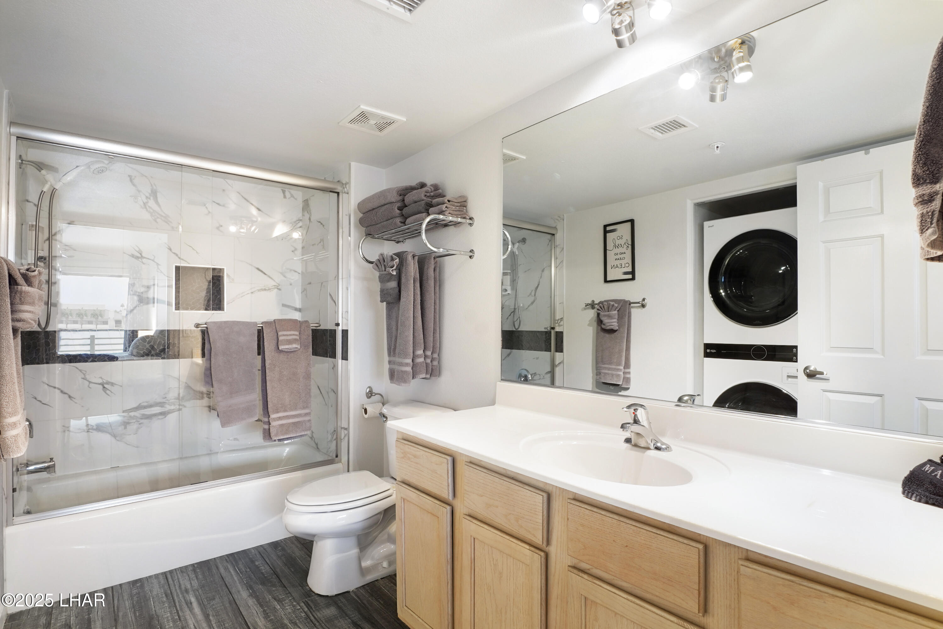 94 London Bridge Rd 409