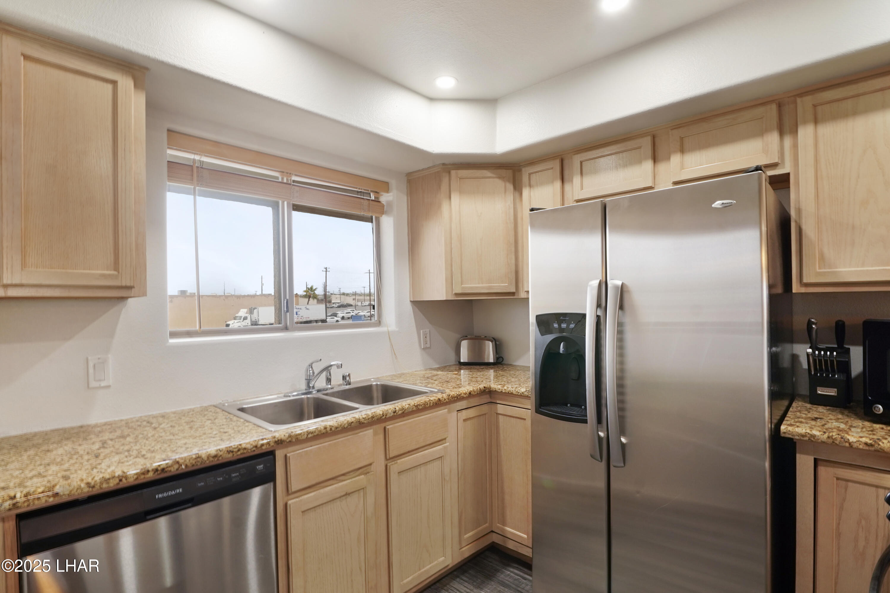 94 London Bridge Rd 409