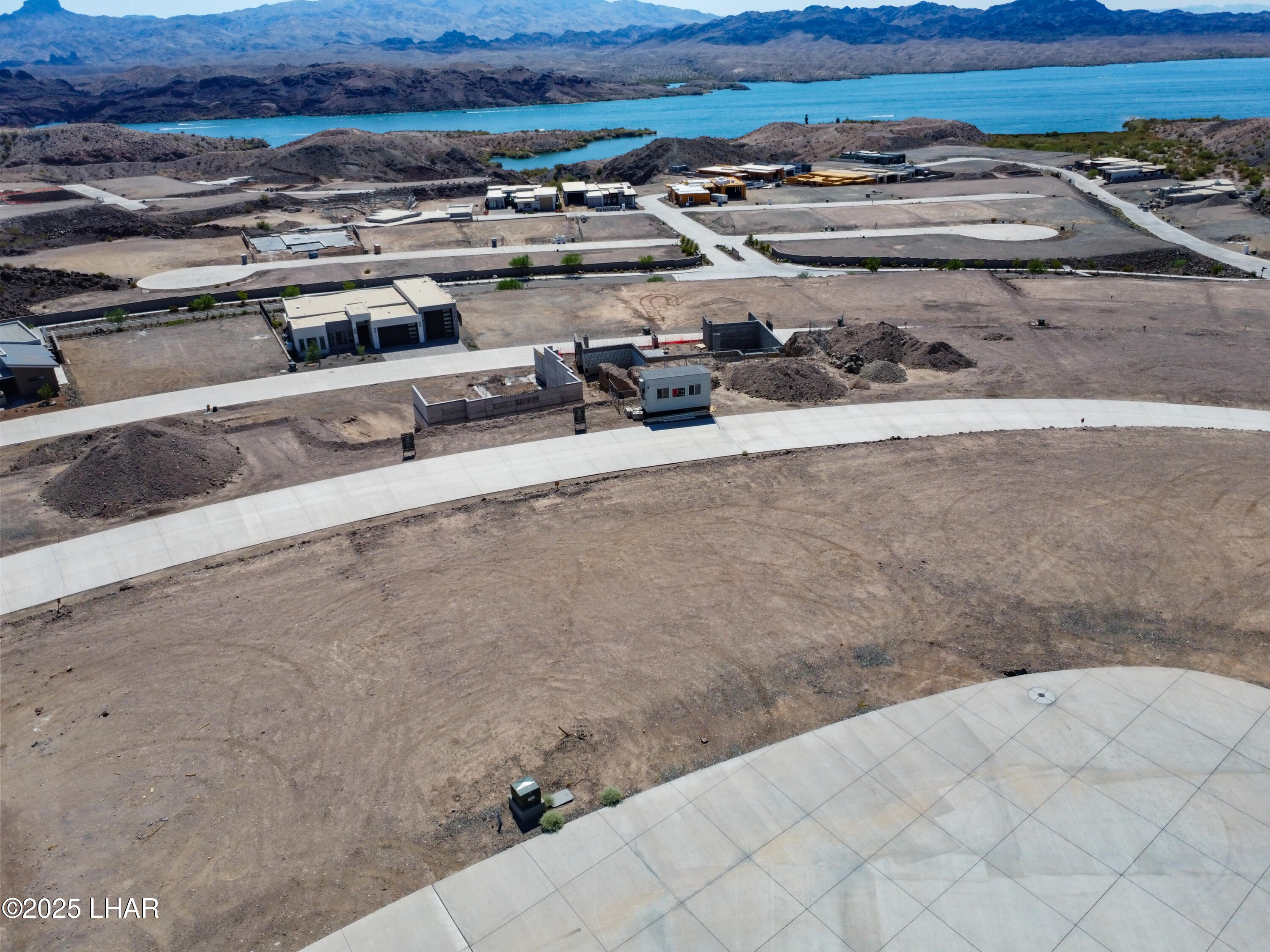 2416 Sunset Rdg Ct W