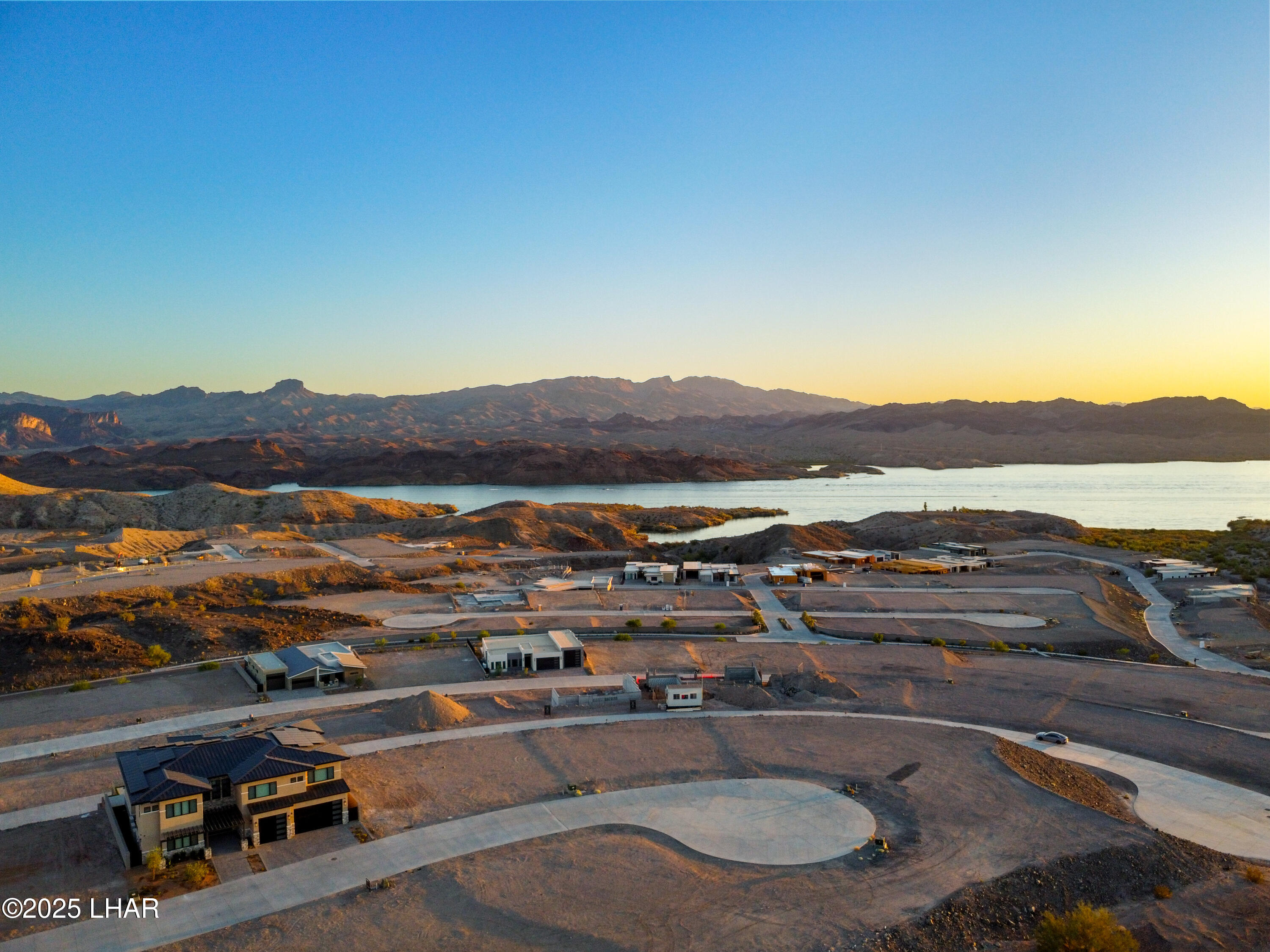 2416 Sunset Rdg Ct W