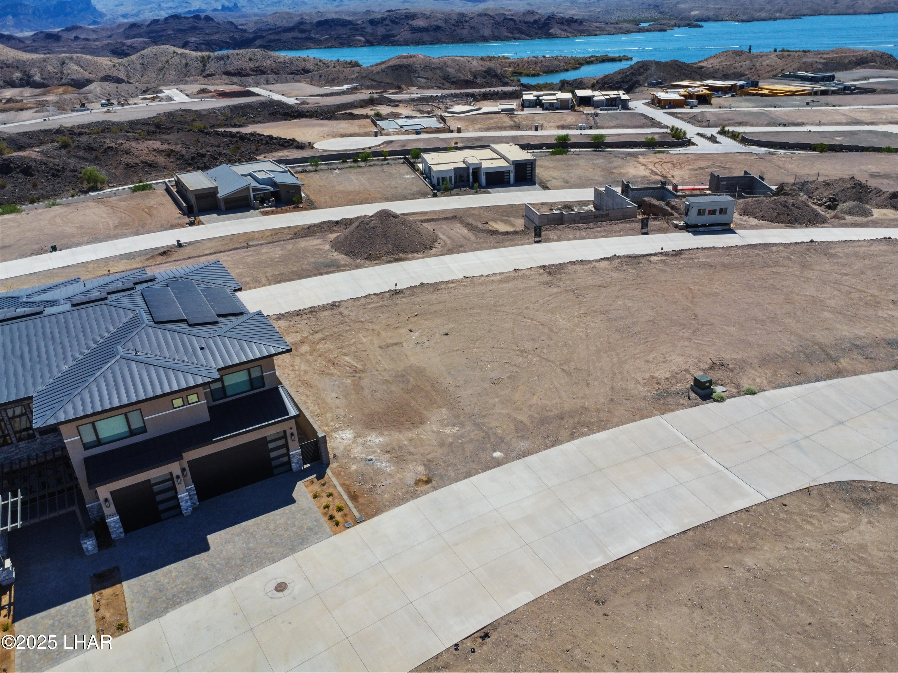 2418 Sunset Rdg Ct W