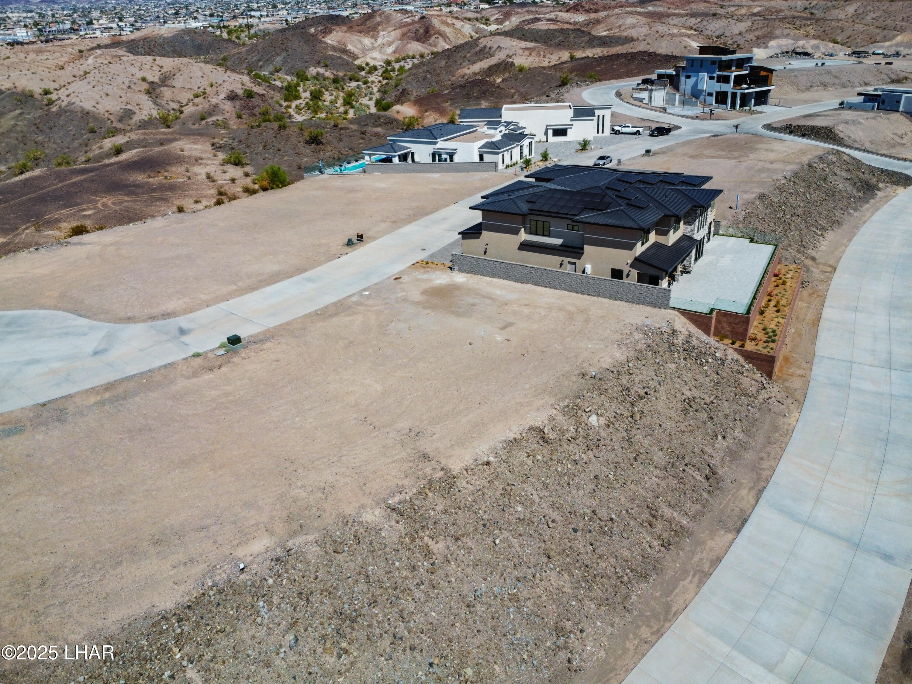 2418 Sunset Rdg Ct W