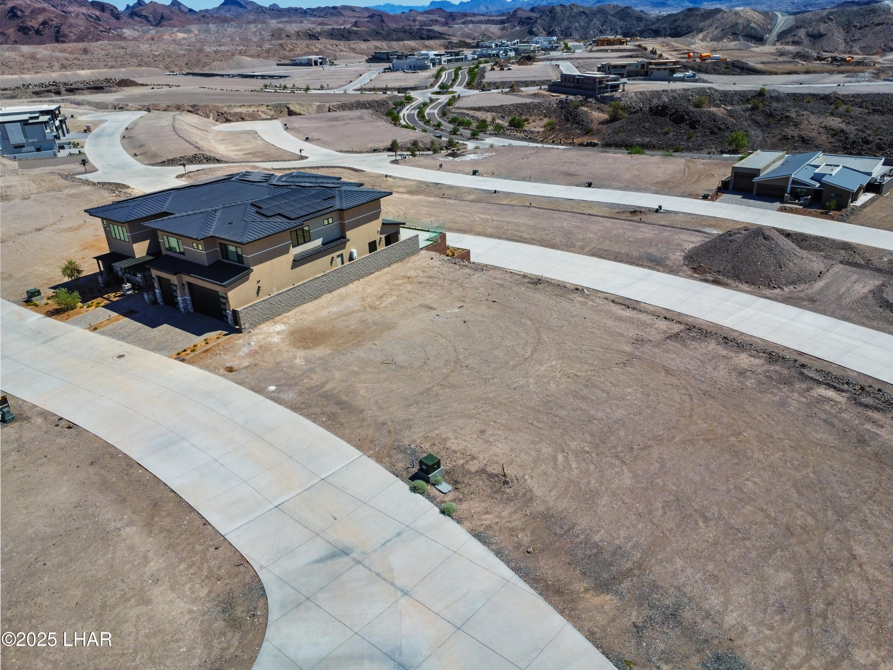 2418 Sunset Rdg Ct W