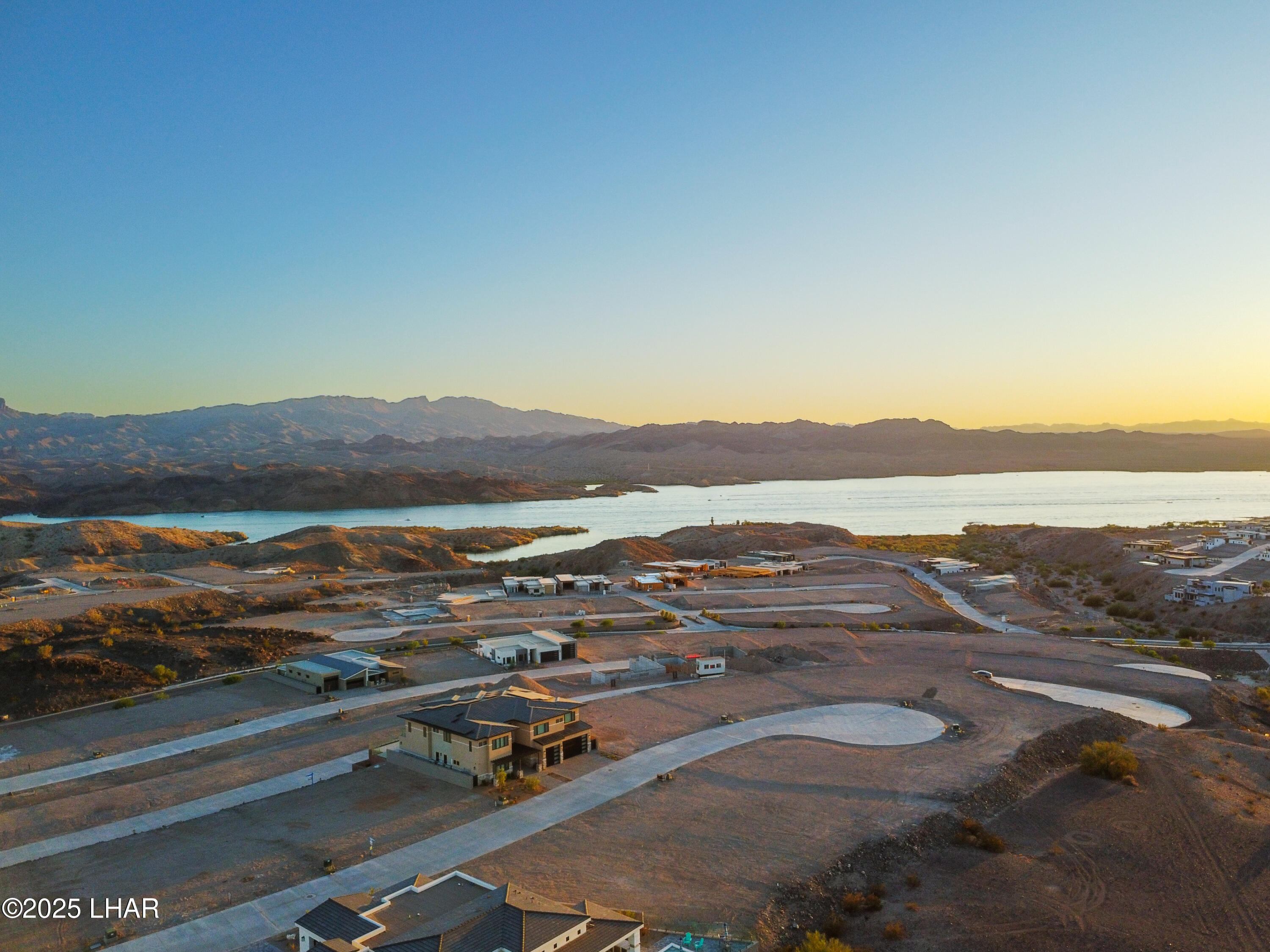 2418 Sunset Rdg Ct W