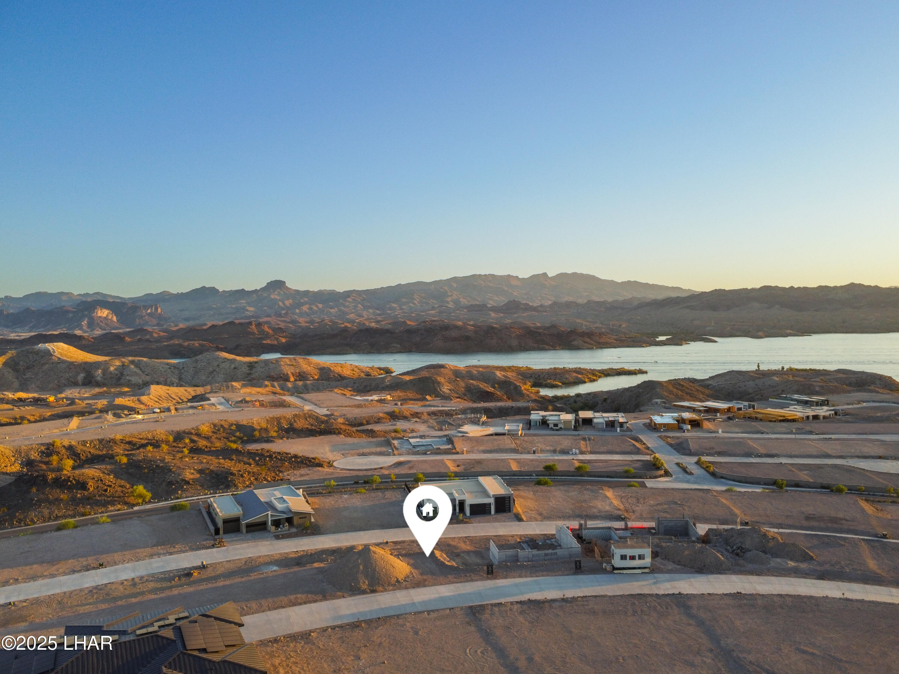 2408 Desert Rdg Ct W