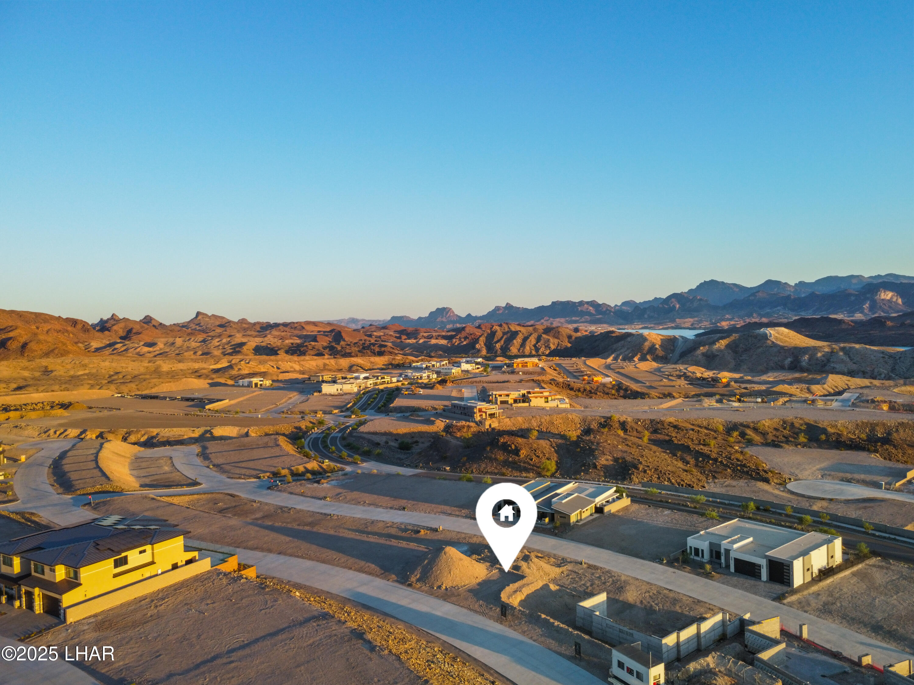 2408 Desert Rdg Ct W