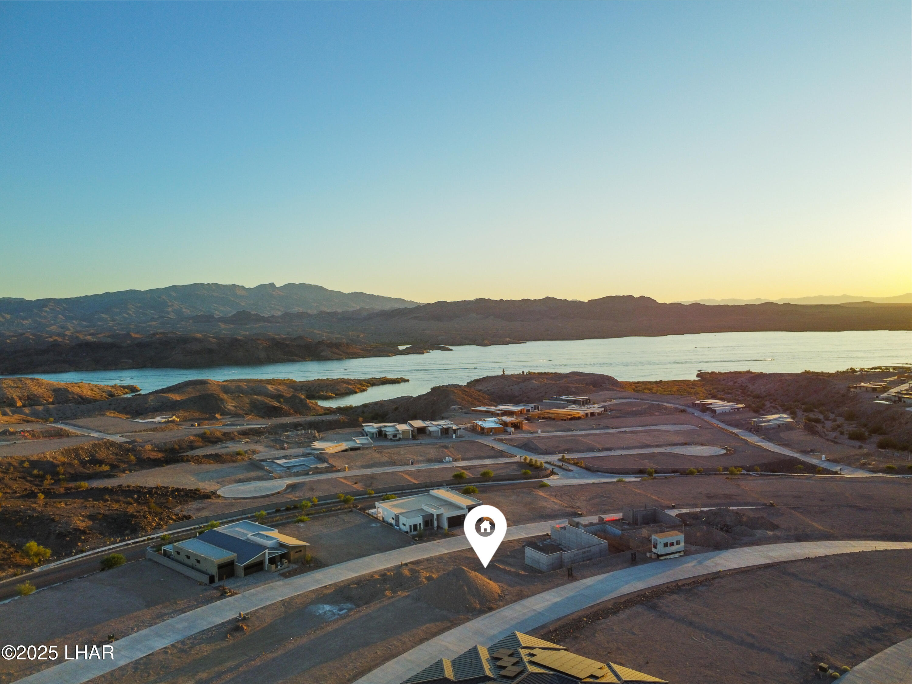 2408 Desert Rdg Ct W