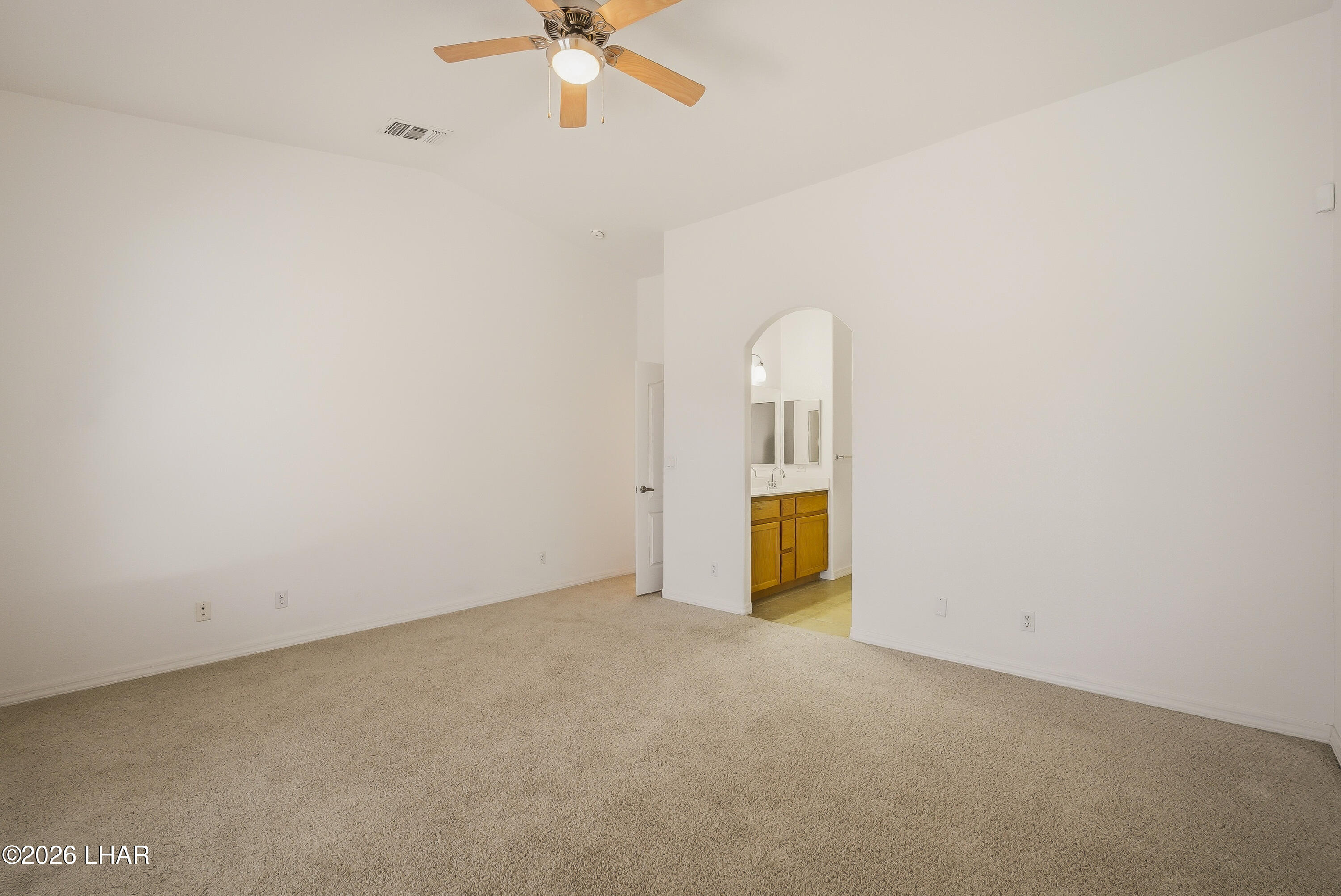 3316 Thundercloud Dr