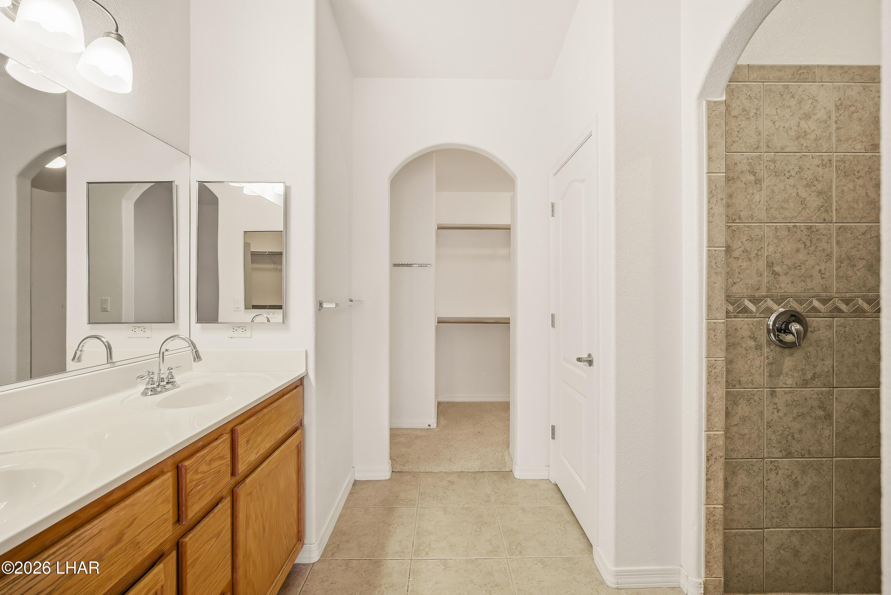 3316 Thundercloud Dr