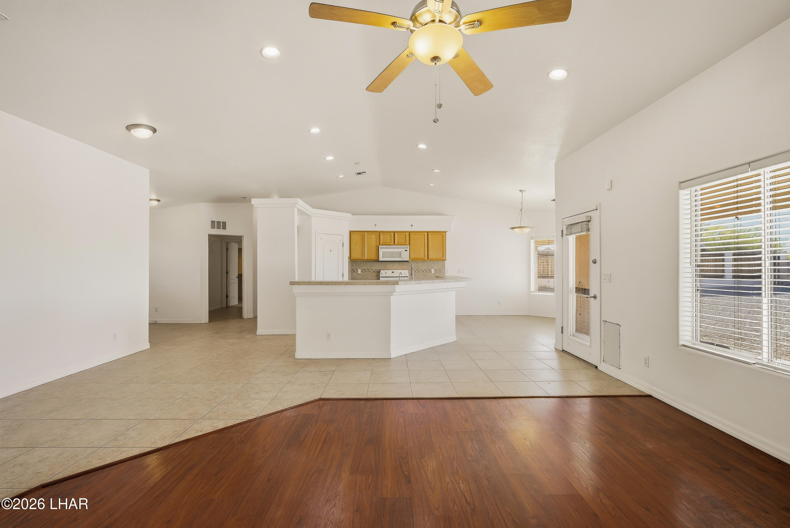 3316 Thundercloud Dr