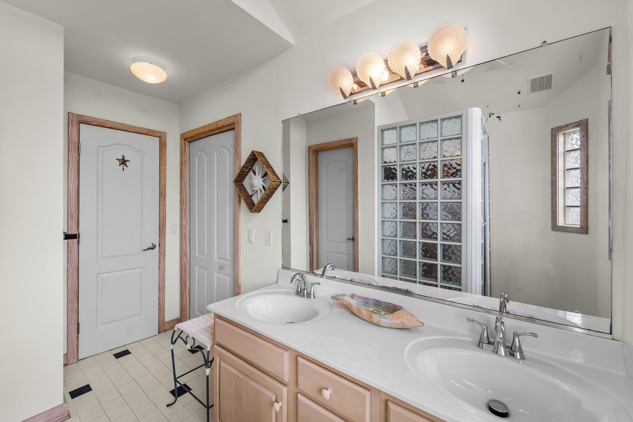 112 E Sea Holly Court Unit: Lot 24