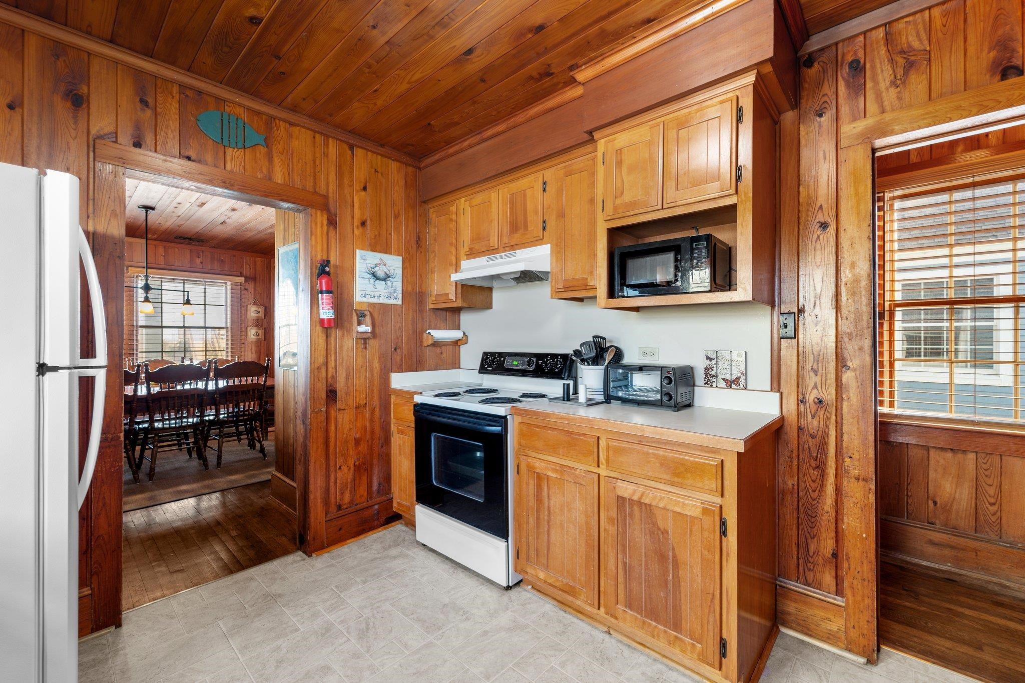 1829 N Virginia Dare Trail Unit: Lot: 5 & Pt
