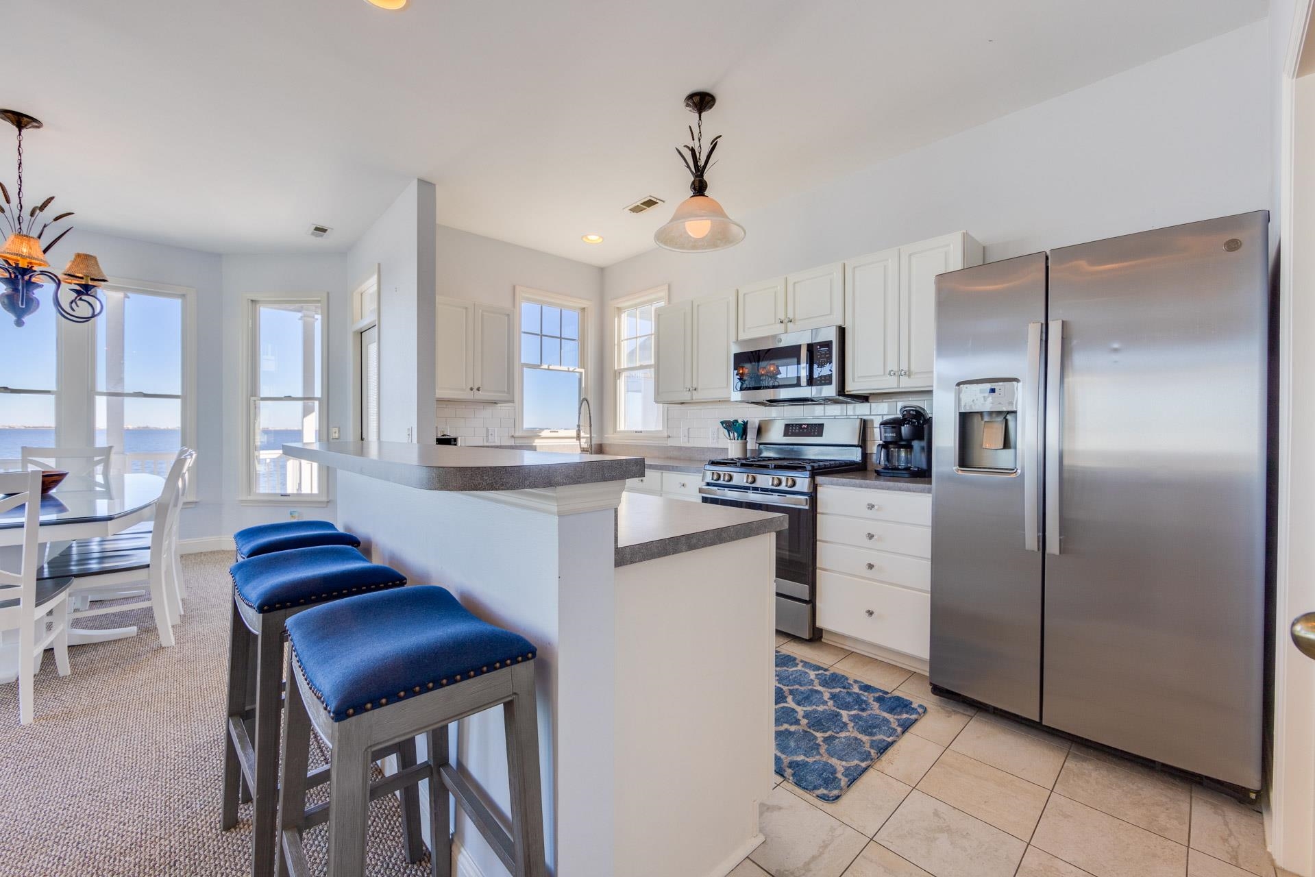 65 Ballast Point Drive Unit: Lot 65