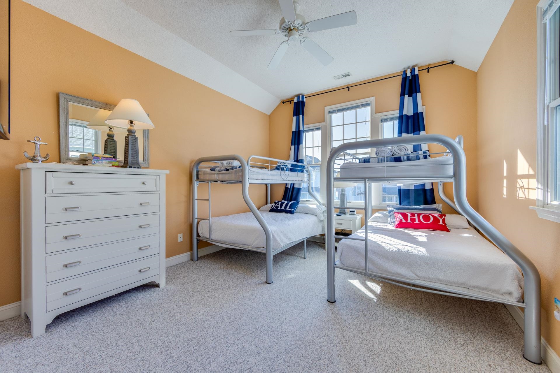 65 Ballast Point Drive Unit: Lot 65