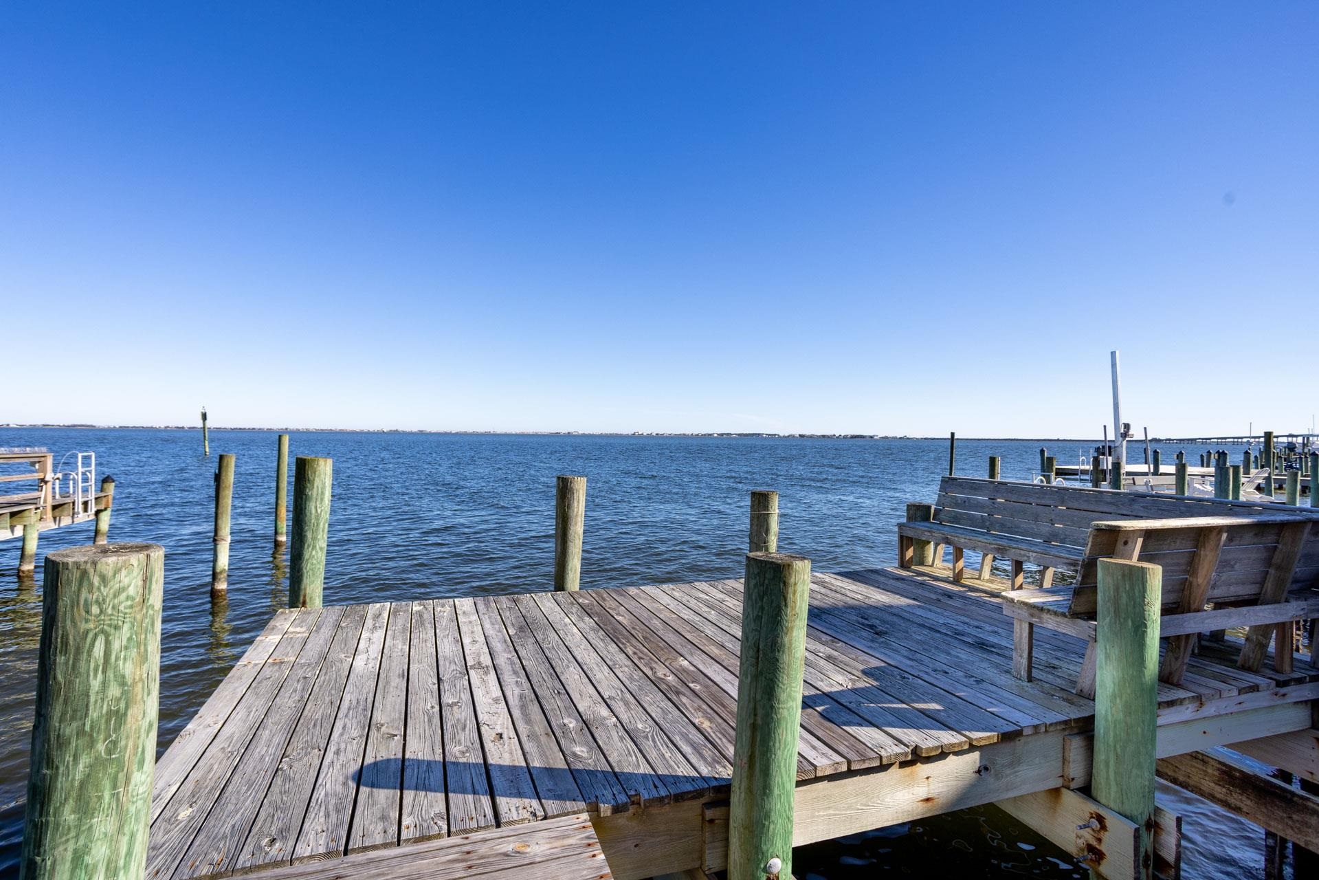 65 Ballast Point Drive Unit: Lot 65
