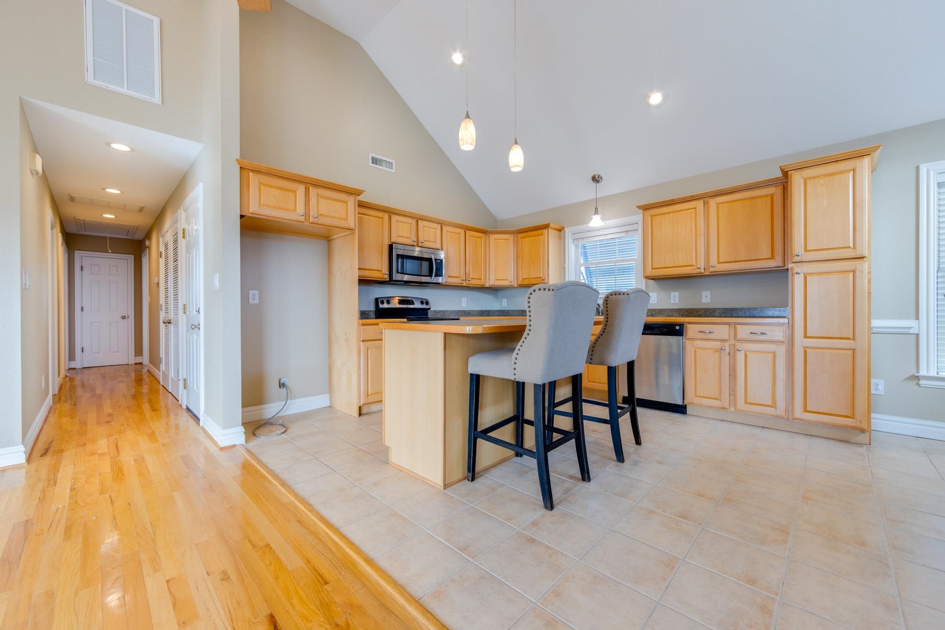 506 W Walker Street Unit: Lot 23-24