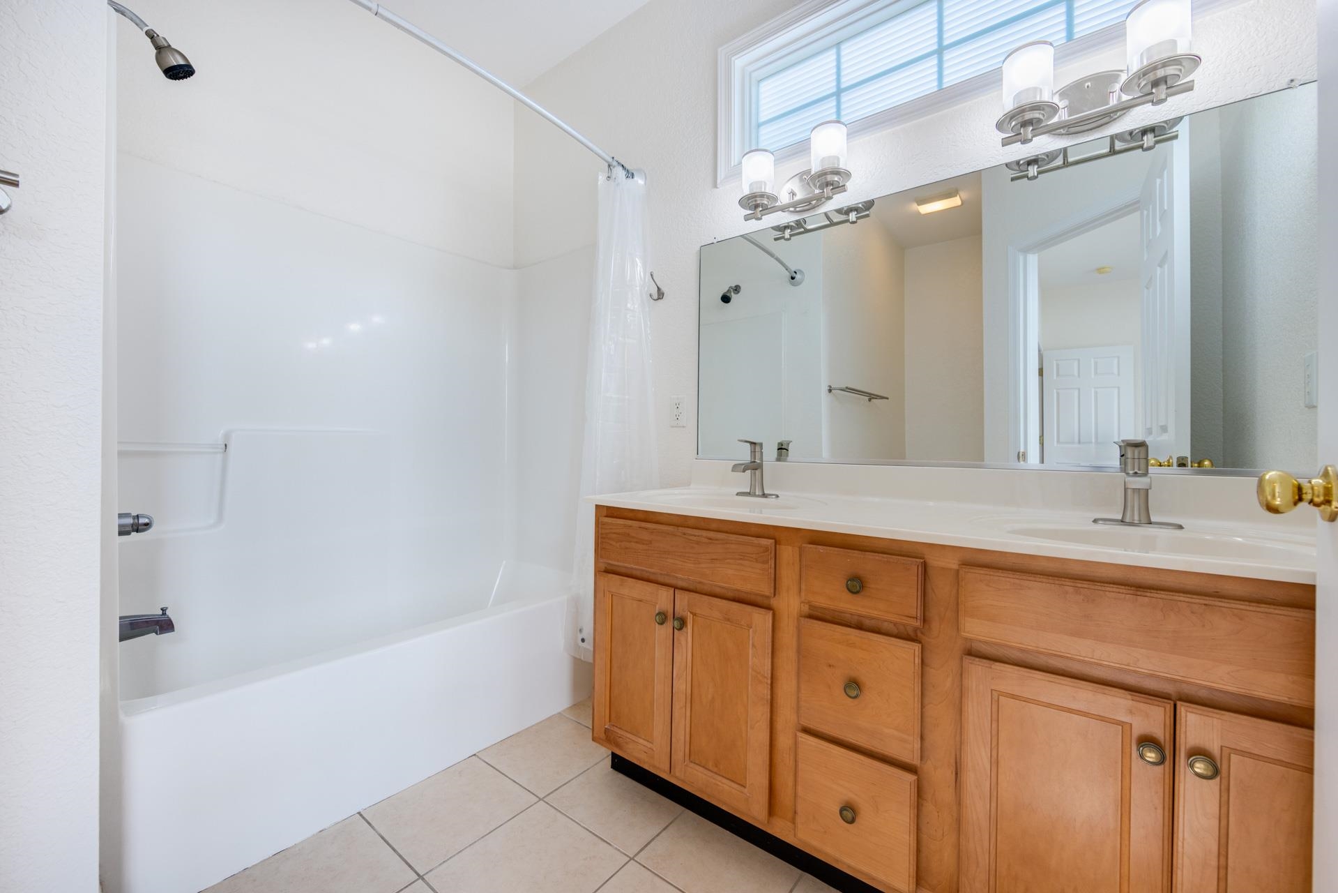 119 Gables Way Unit 15B