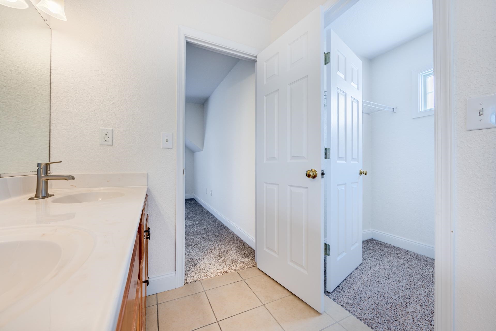 119 Gables Way Unit 15B