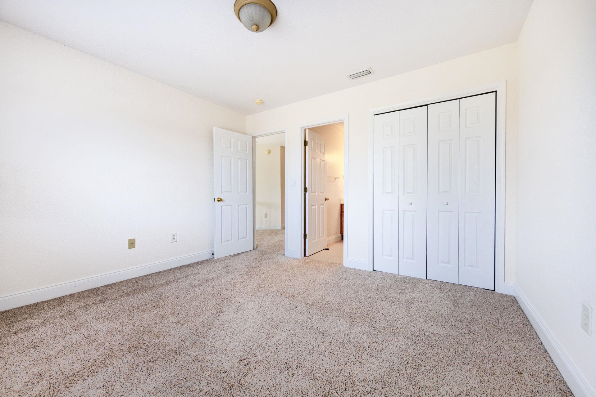 119 Gables Way Unit 15B