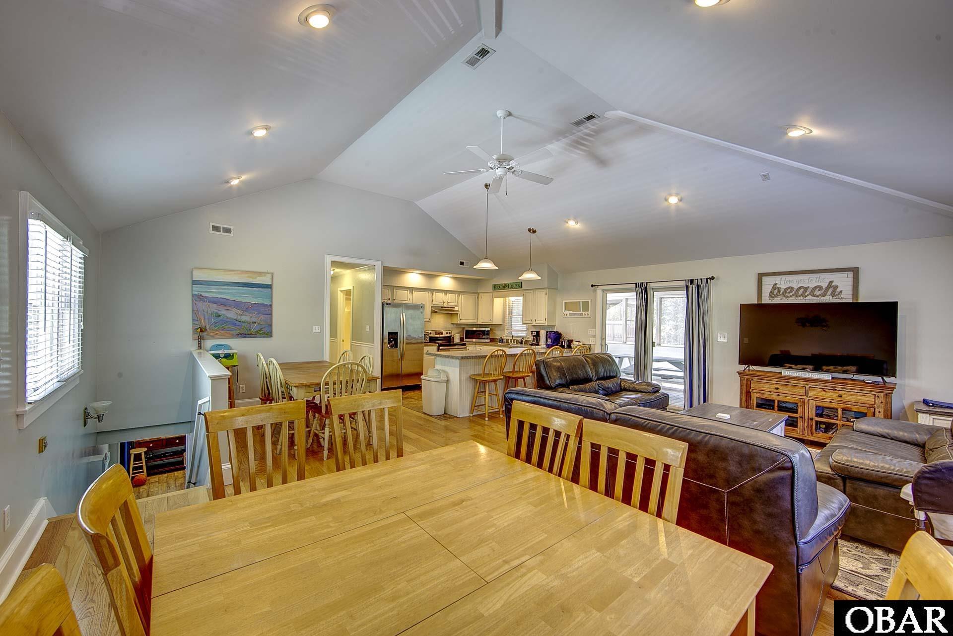 1126 Persimmon Street Lot 32