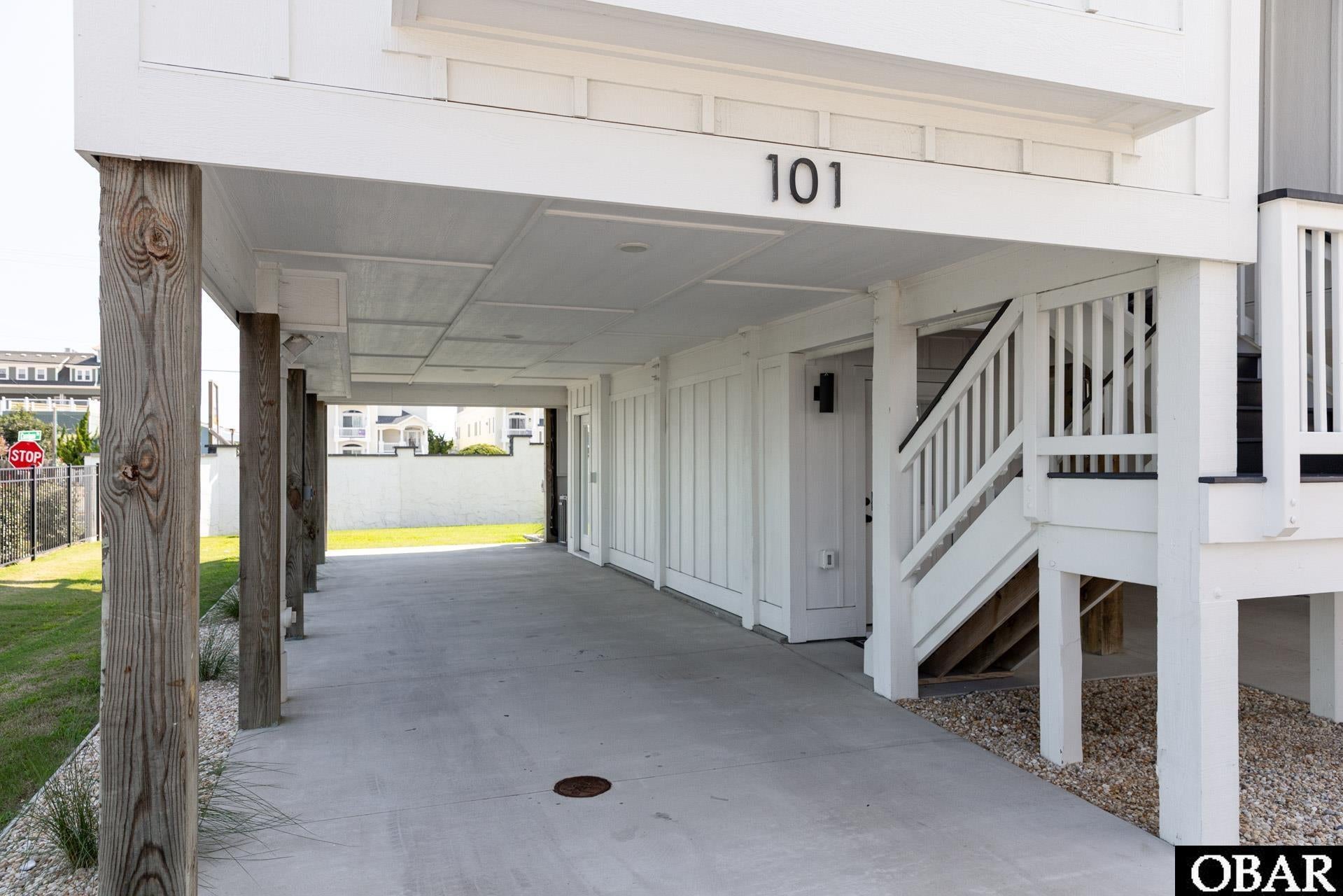 902 S Virginia Dare Trail