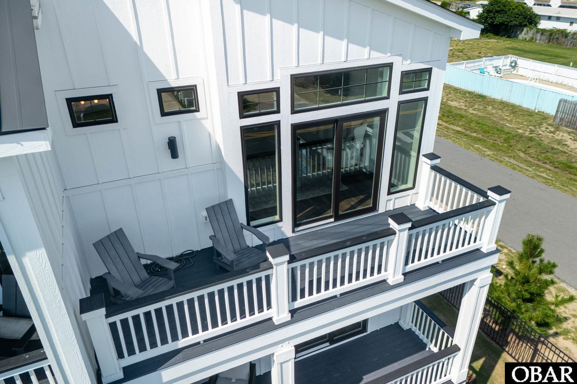 902 S Virginia Dare Trail
