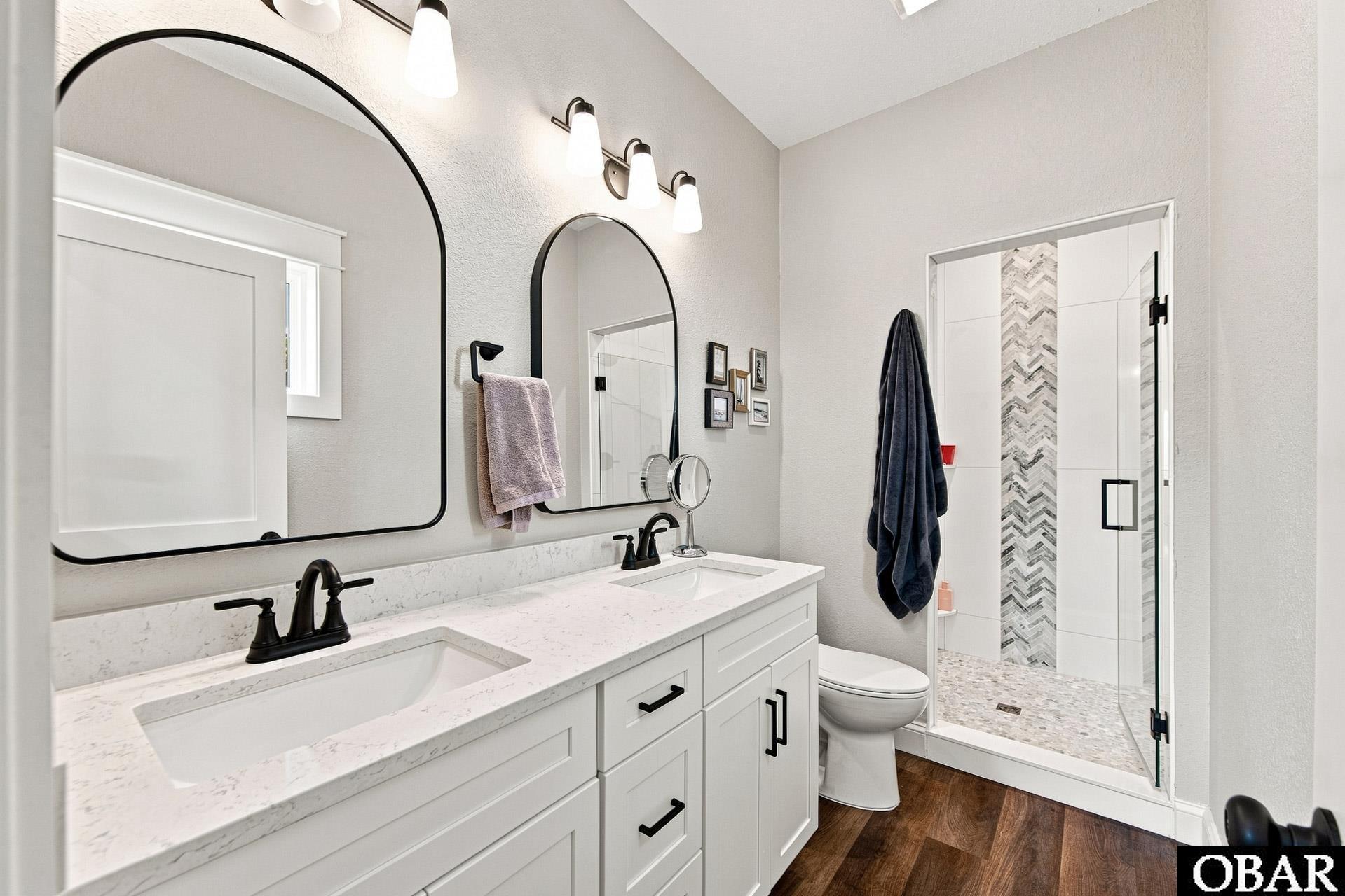 902 S Virginia Dare Trail