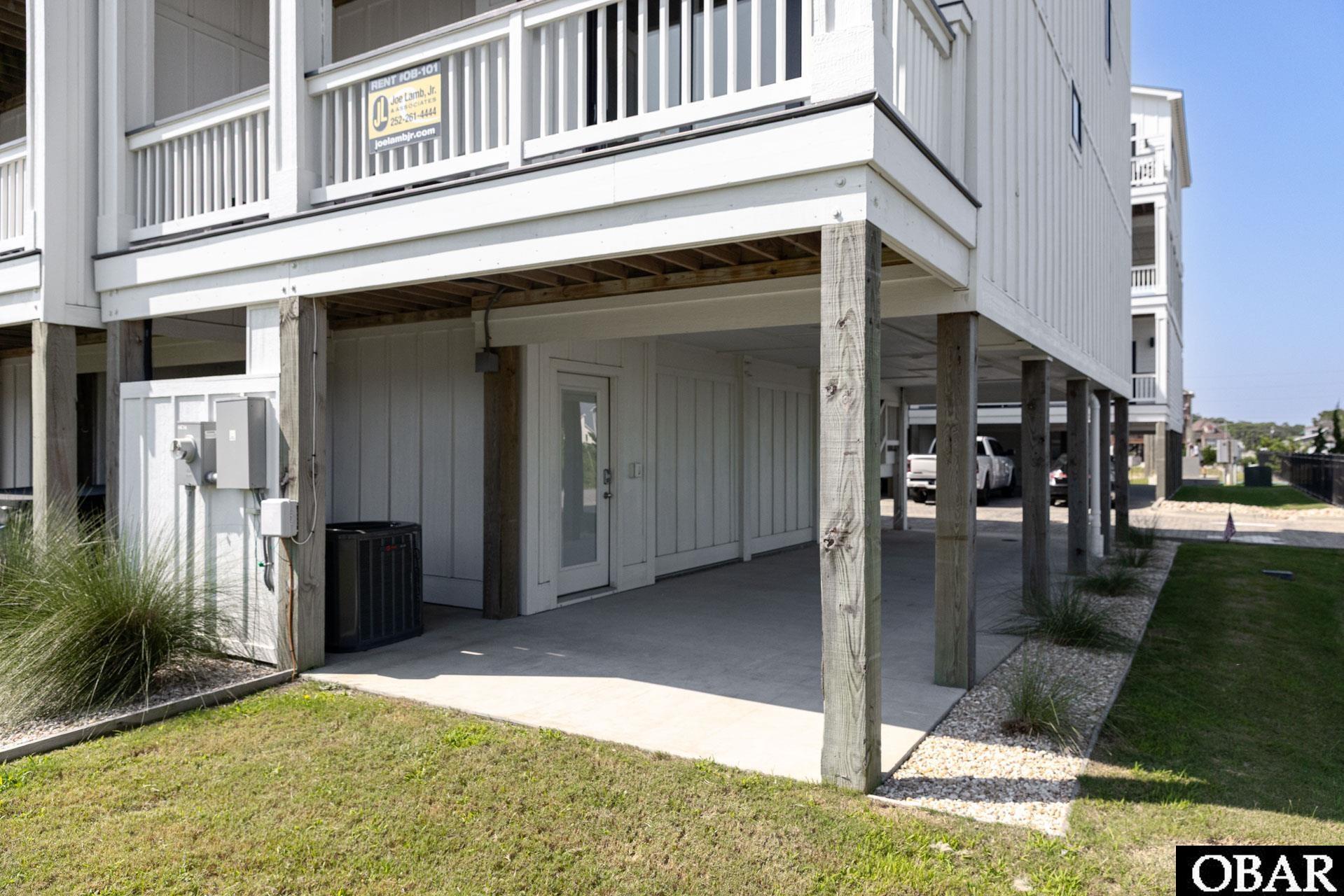 902 S Virginia Dare Trail
