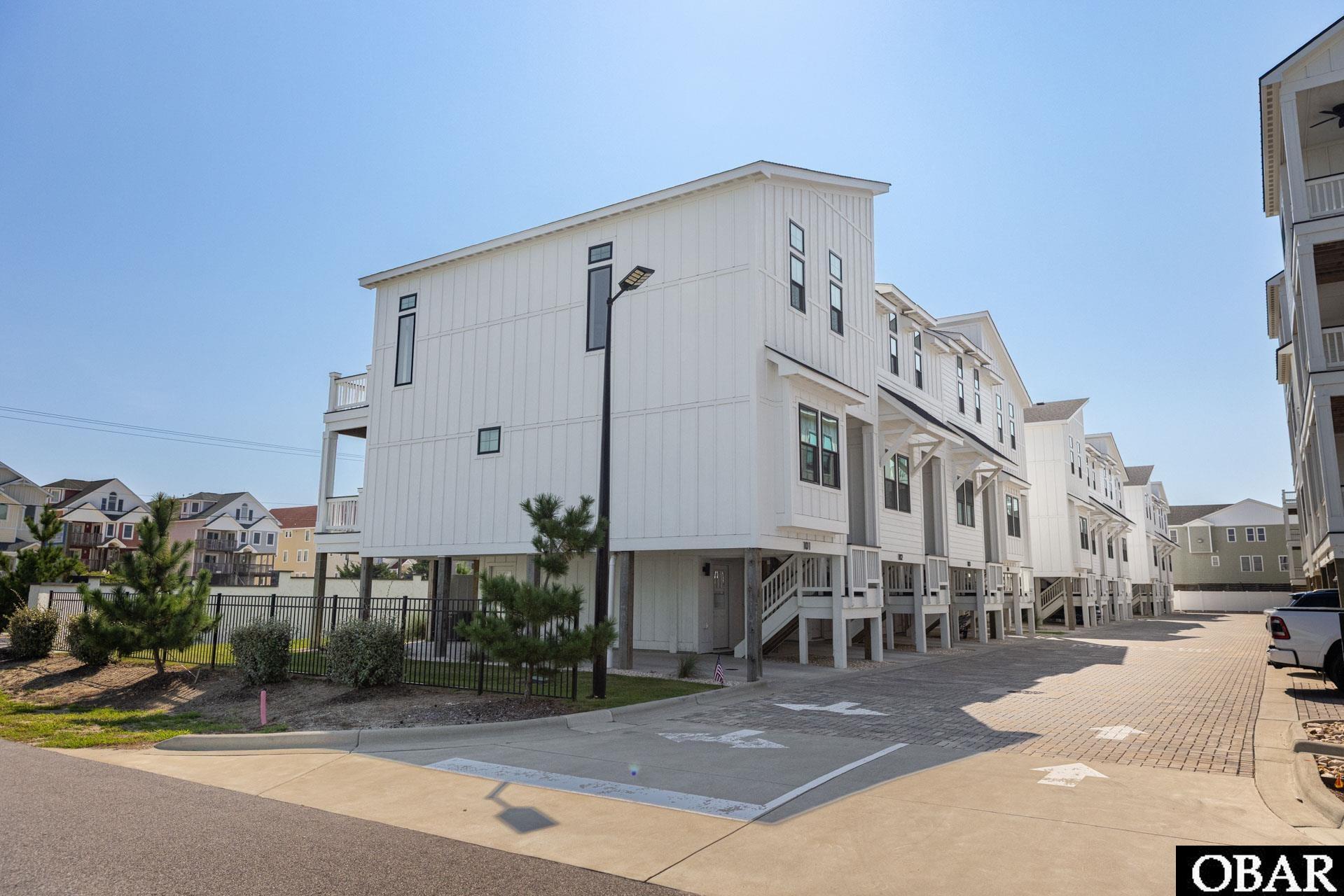 902 S Virginia Dare Trail