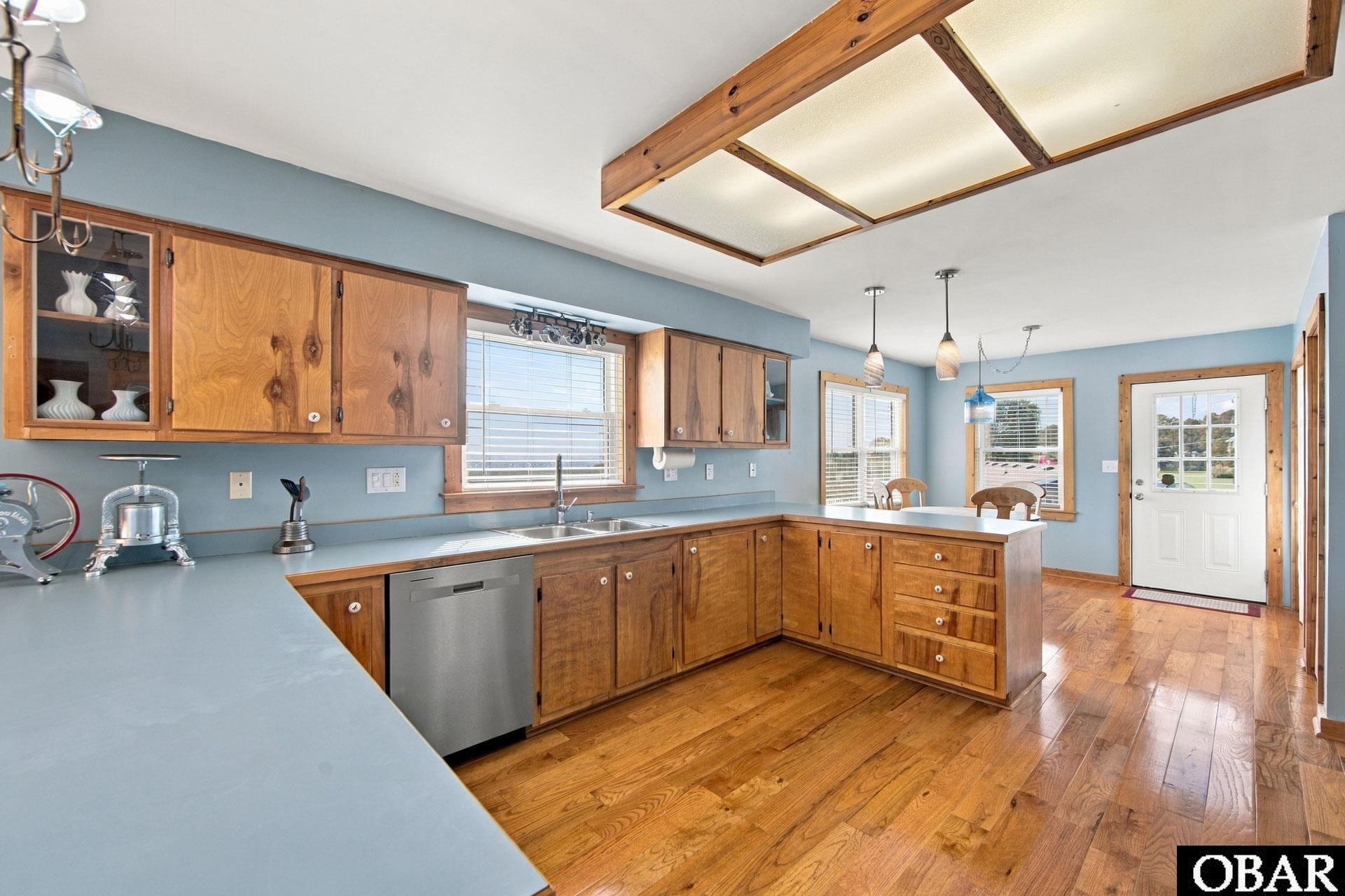 162 Edgewater Drive
